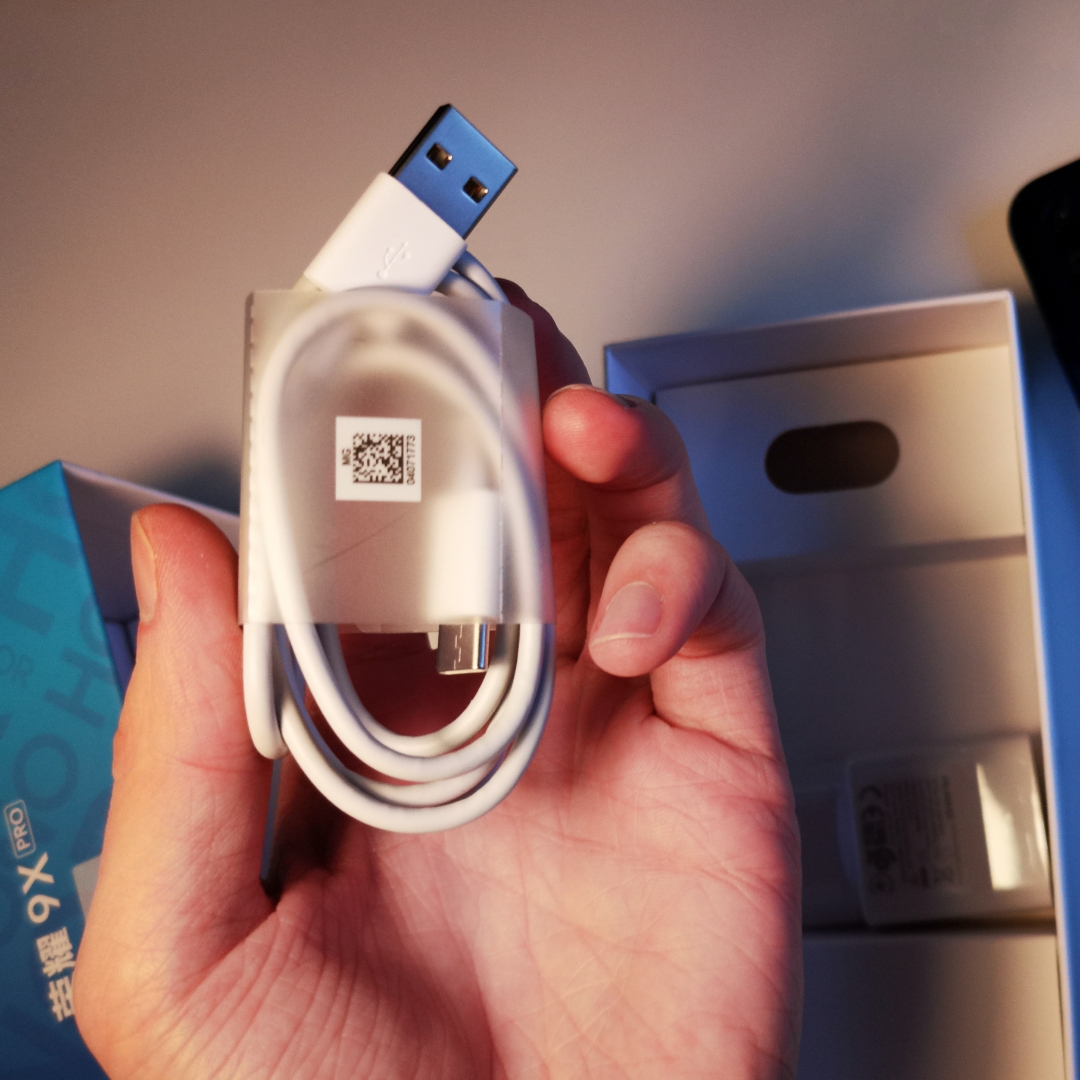 Das-HONOR-9X-Pro-ausgepackt