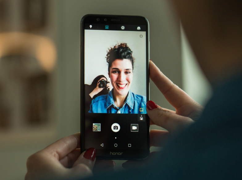 Perfekte-Selfies-mit-dem-Honor-9-Lite---so-setzt-Du-Dich-in-Szene