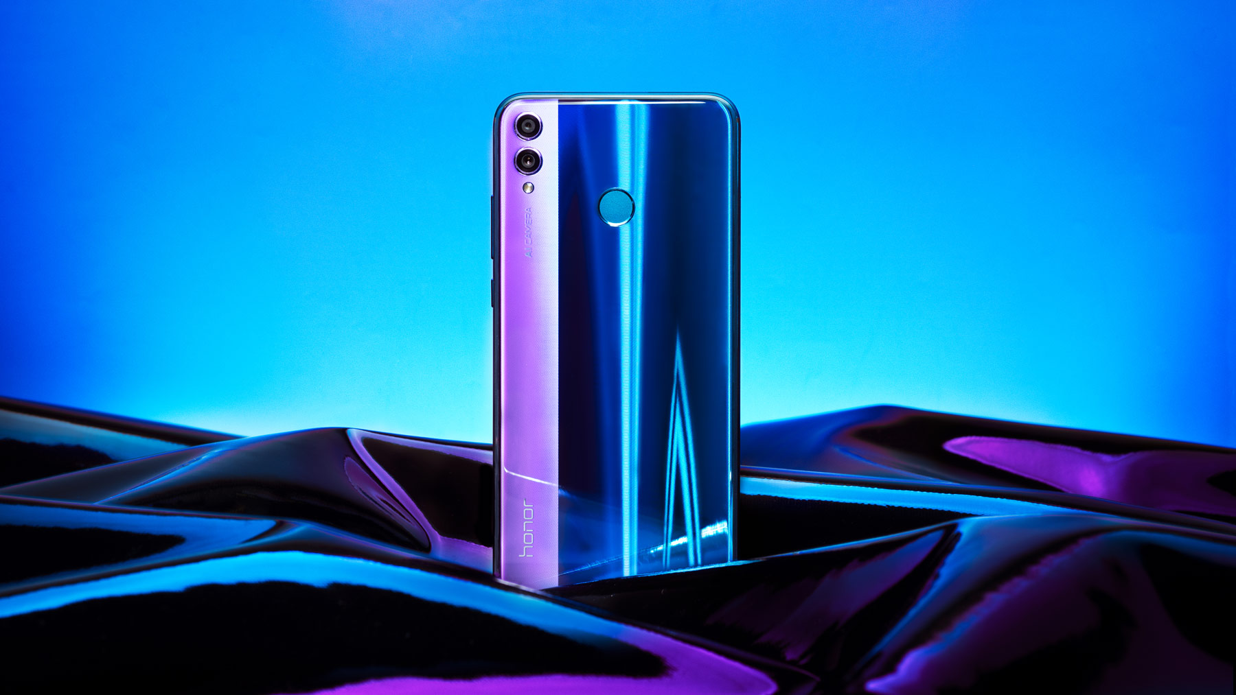 HONOR-8X-Phantom-Blue-Die-Geschichte-der-neuen-Farbe