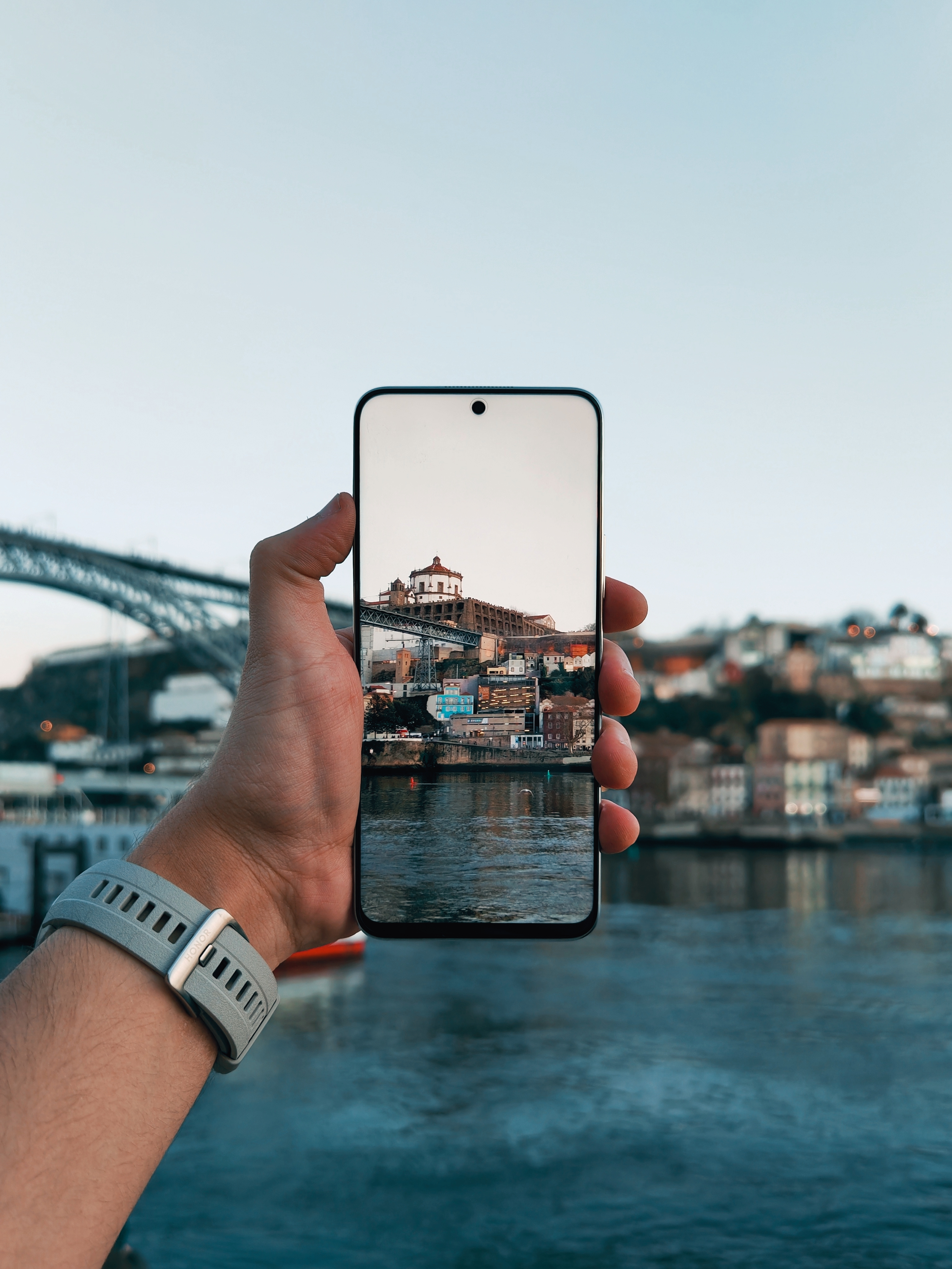 pspan-stylefont-size16pxHoy-en-día-un-teléfono-móvil-no-sirve-solo