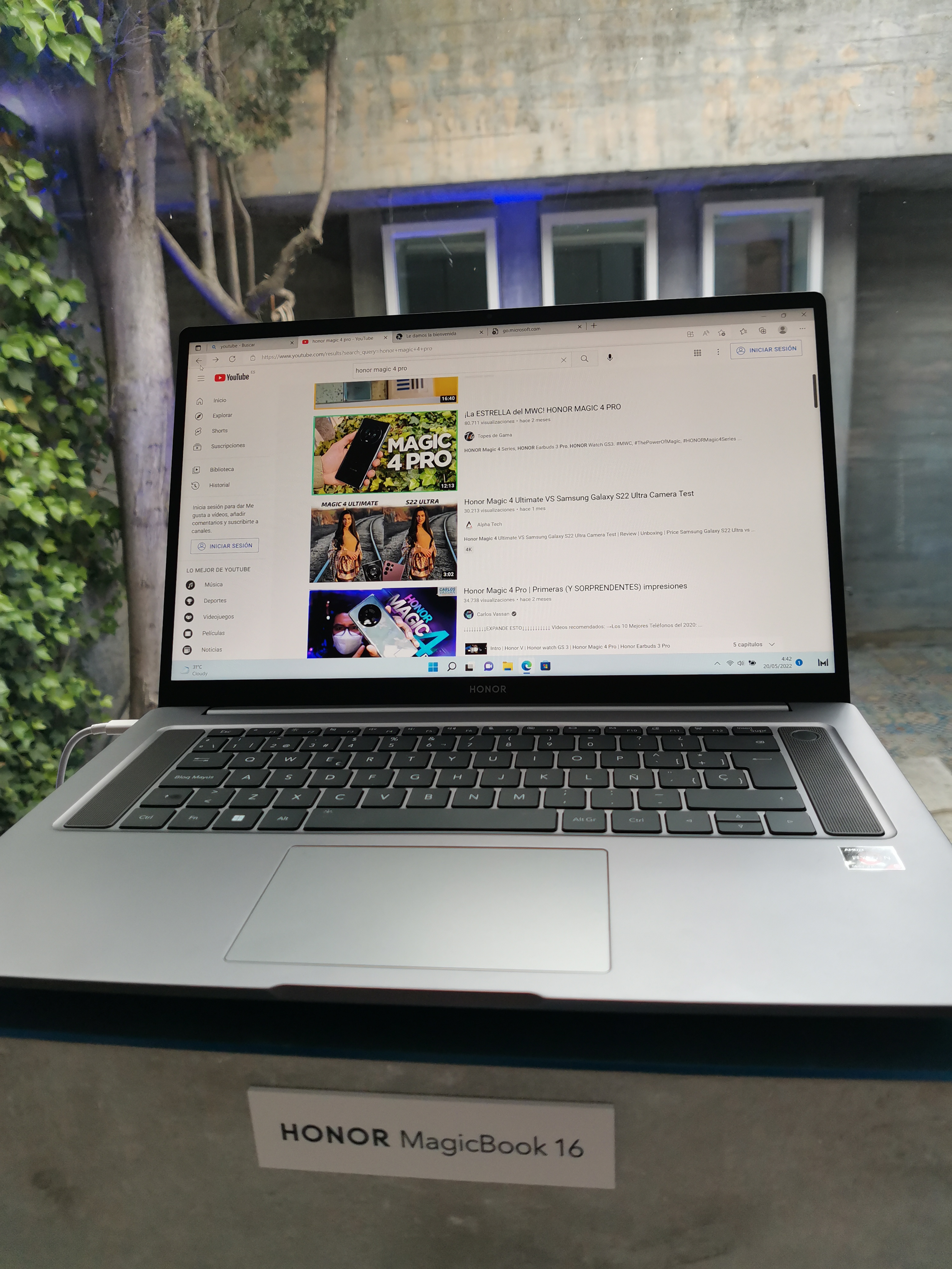 pBuenas-tardes-Honor-Fans-Después-de-un-tiempo-perdido-vuelvo-con