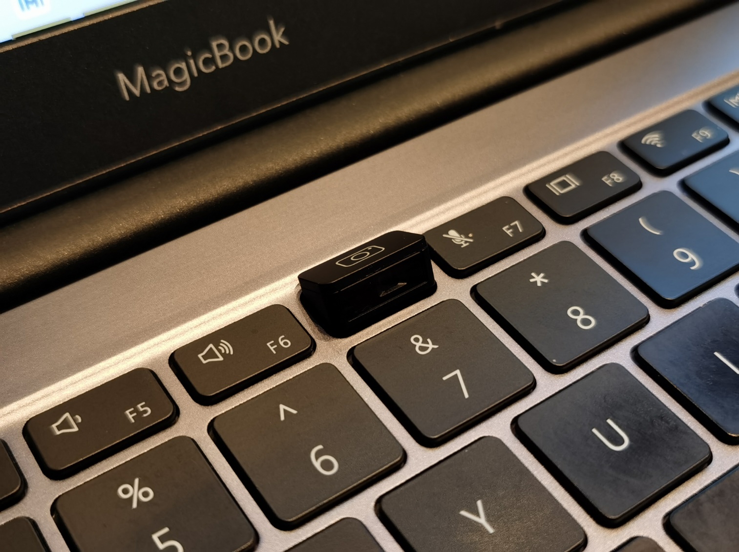 MagicBook-14-Un-Portátil-Ligero-que-Compite-en-las-Ligas-Mayores