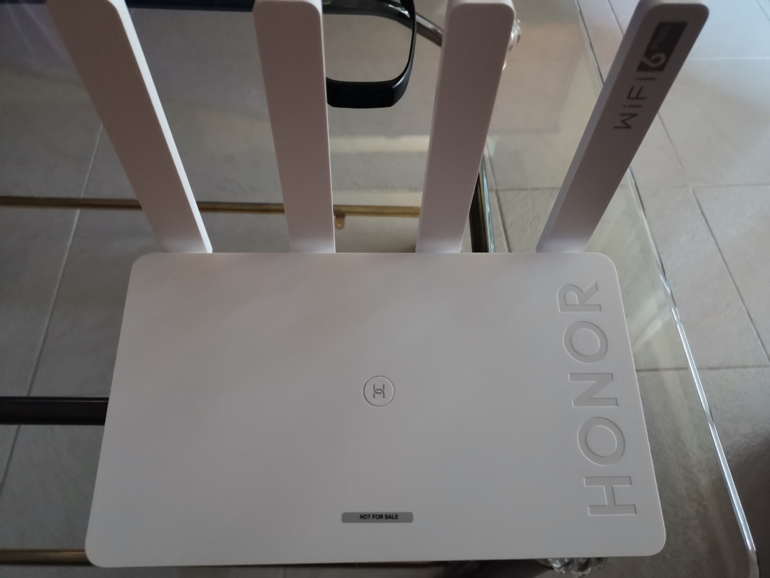 Honor-router-3-unboxing