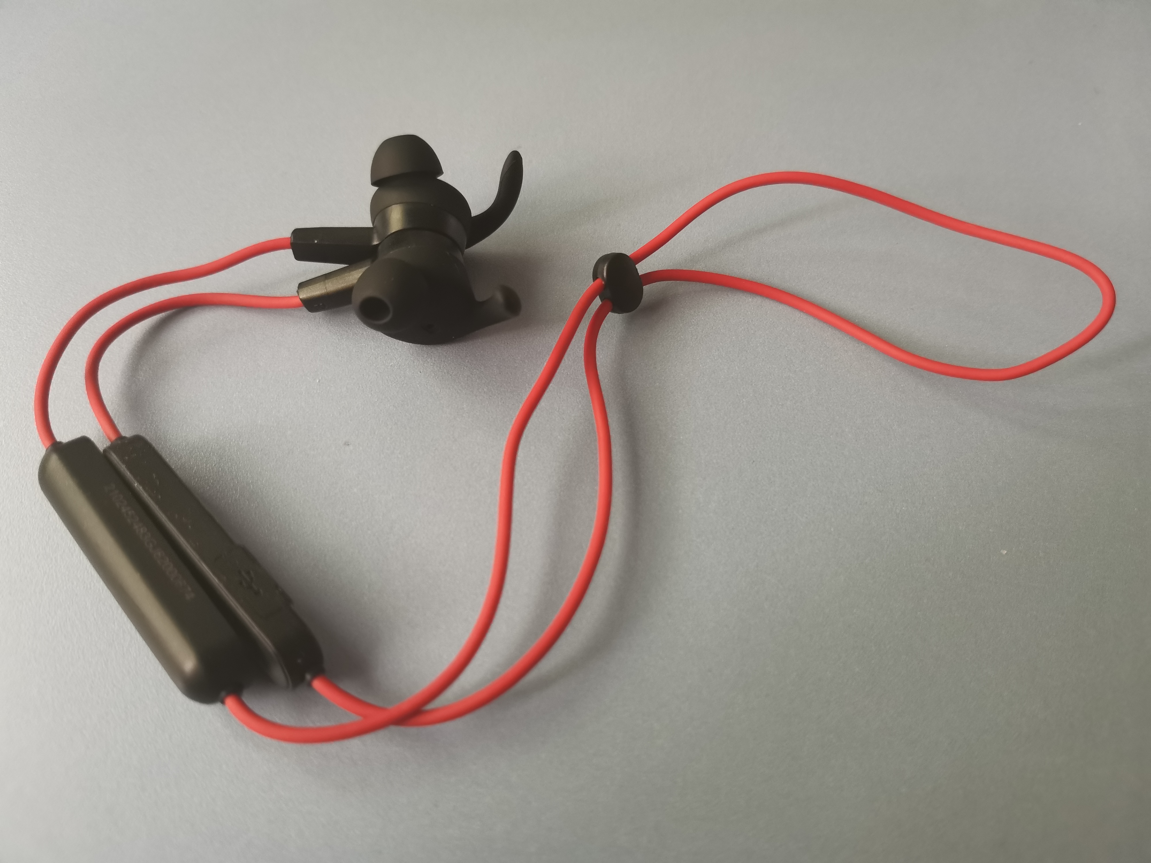 Review-honor-sport-bluetooth-earphones