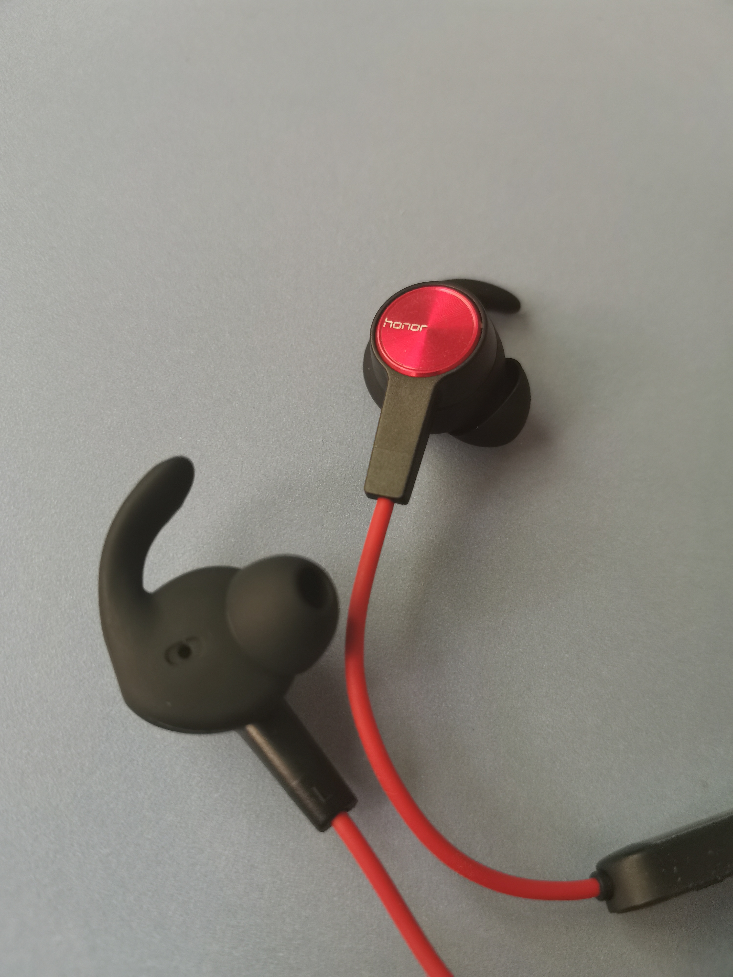 Review-honor-sport-bluetooth-earphones