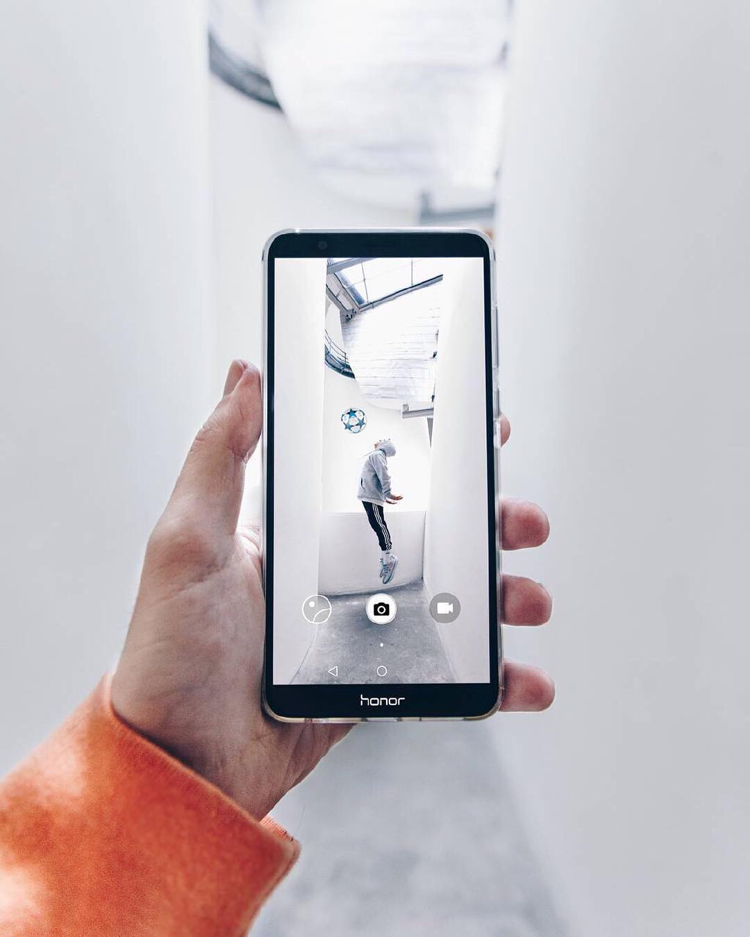 Trucos-de-la-cámara-para-salir-más-guapo-en-Instagram