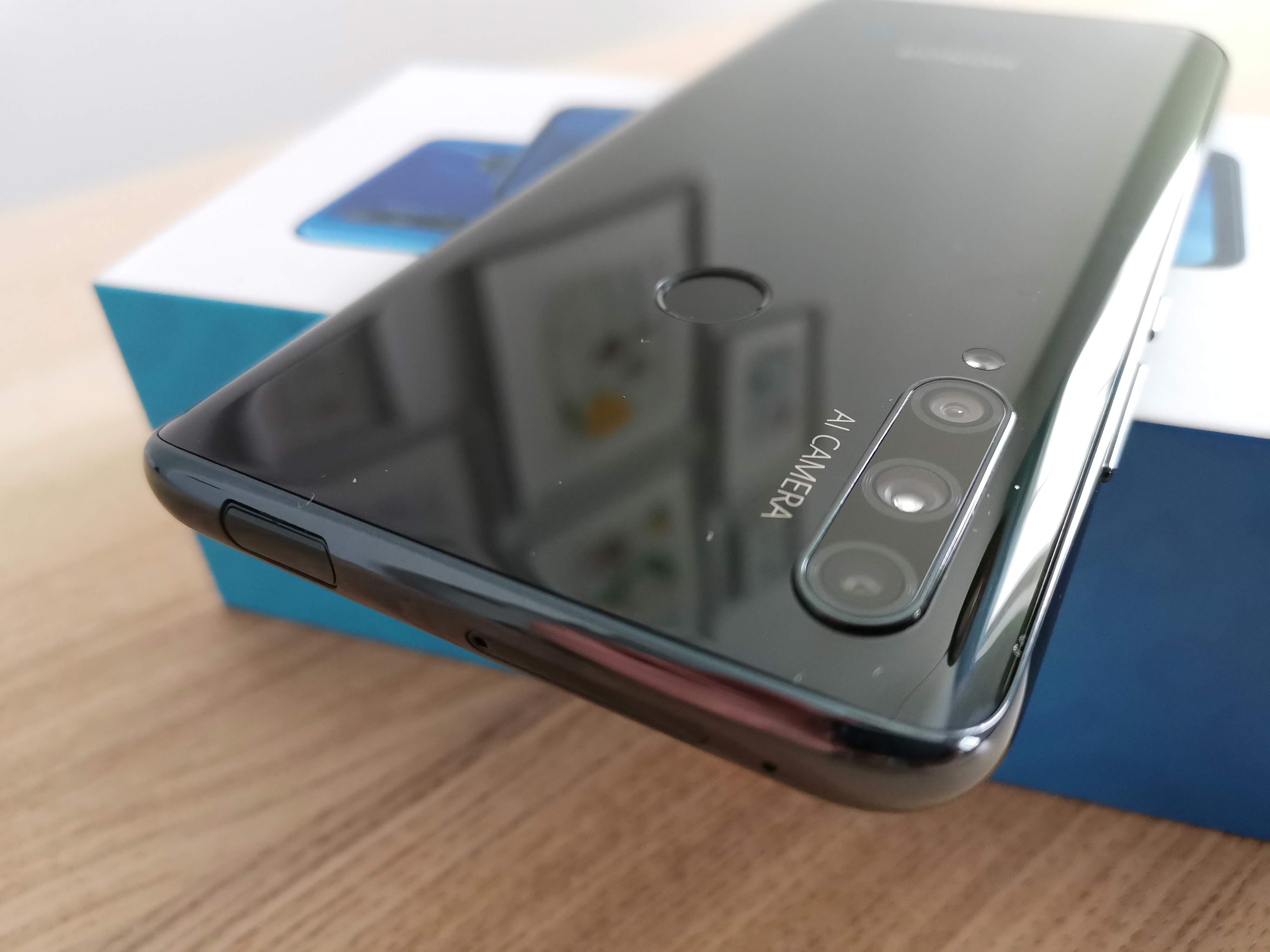 HONOR-9X-Un-vistazo-al-diseño-desde-todos-los-ángulos