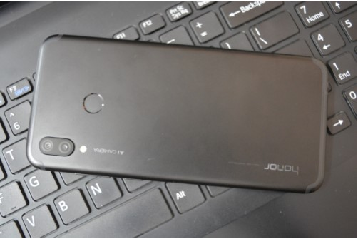 ANÁLISIS-COMPLETO-Honor-Play-es-algo-más-que-un-teléfono-gaming