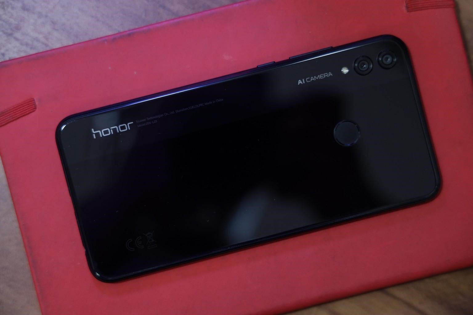 Review-del-Honor-8X-el-ganador-entre-los-teléfonos-asequibles-de-gran