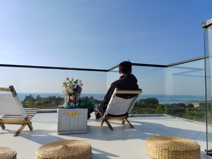 pBonjourppbrppJe-vous-ai-trouvé-quelques-photos-prises-par-un-Honor-80