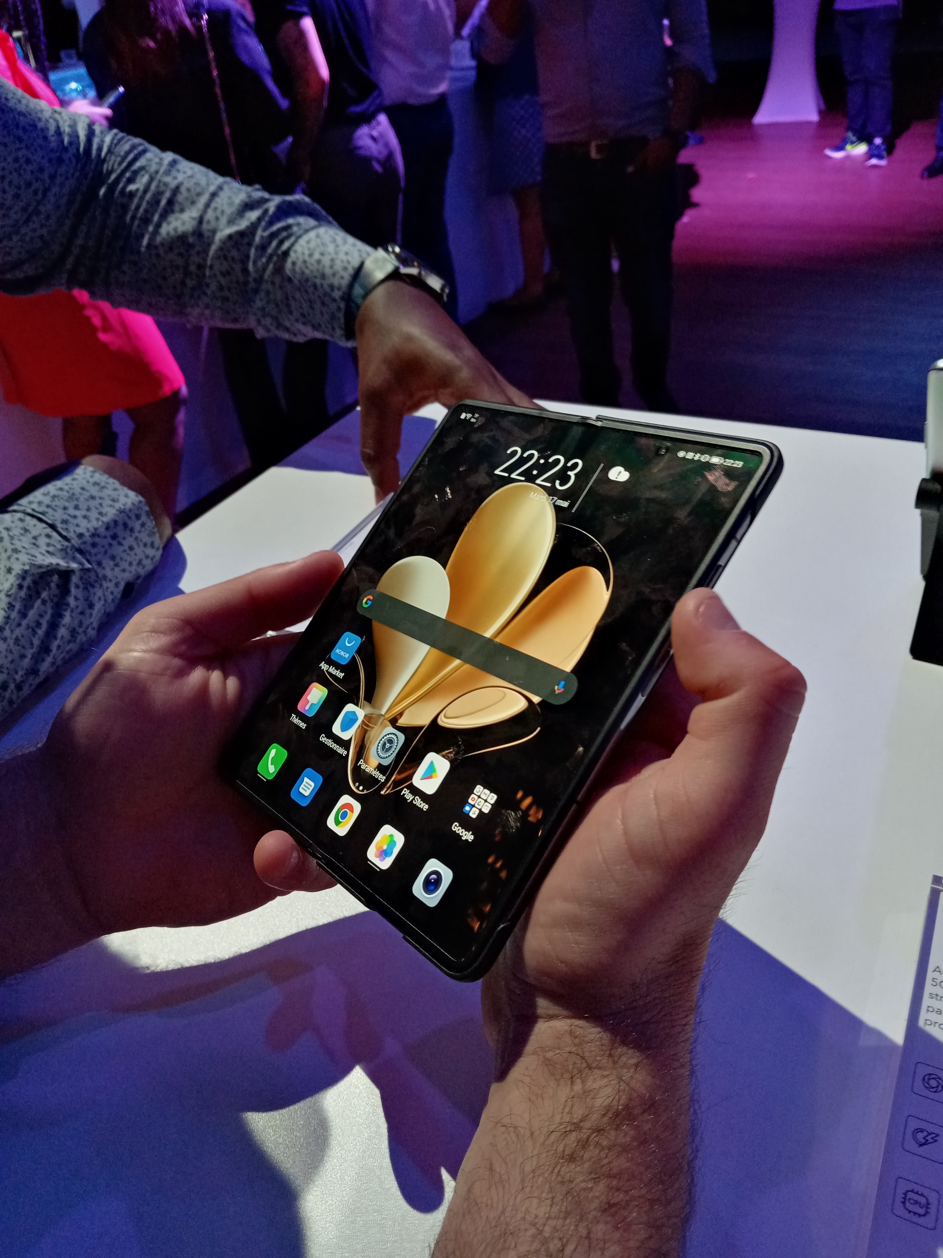 pBonjourppbrppbrppLors-du-lancement-de-la-série-des-Honor-Magic-4-à-la