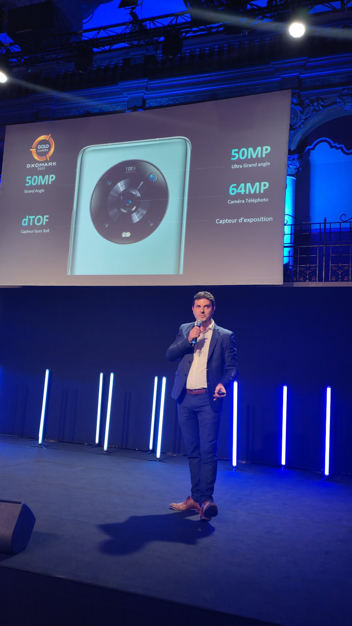 pspan-stylefont-size18pxBonjour-à-tous-strongles-fansstrongbrbrJe-vous