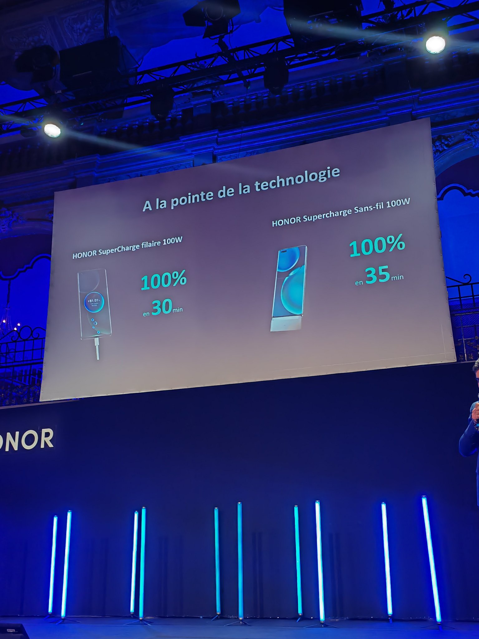 pspan-stylefont-size18pxBonjour-à-tous-strongles-fansstrongbrbrJe-vous