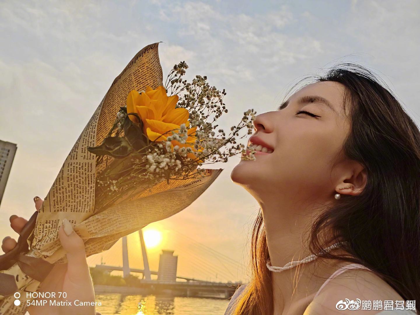 pBonjourppbrppJe-vous-ai-trouvé-quelques-photos-prises-par-le-Honor-70