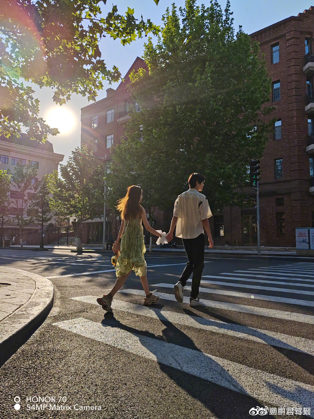 pBonjourppbrppJe-vous-ai-trouvé-quelques-photos-prises-par-le-Honor-70