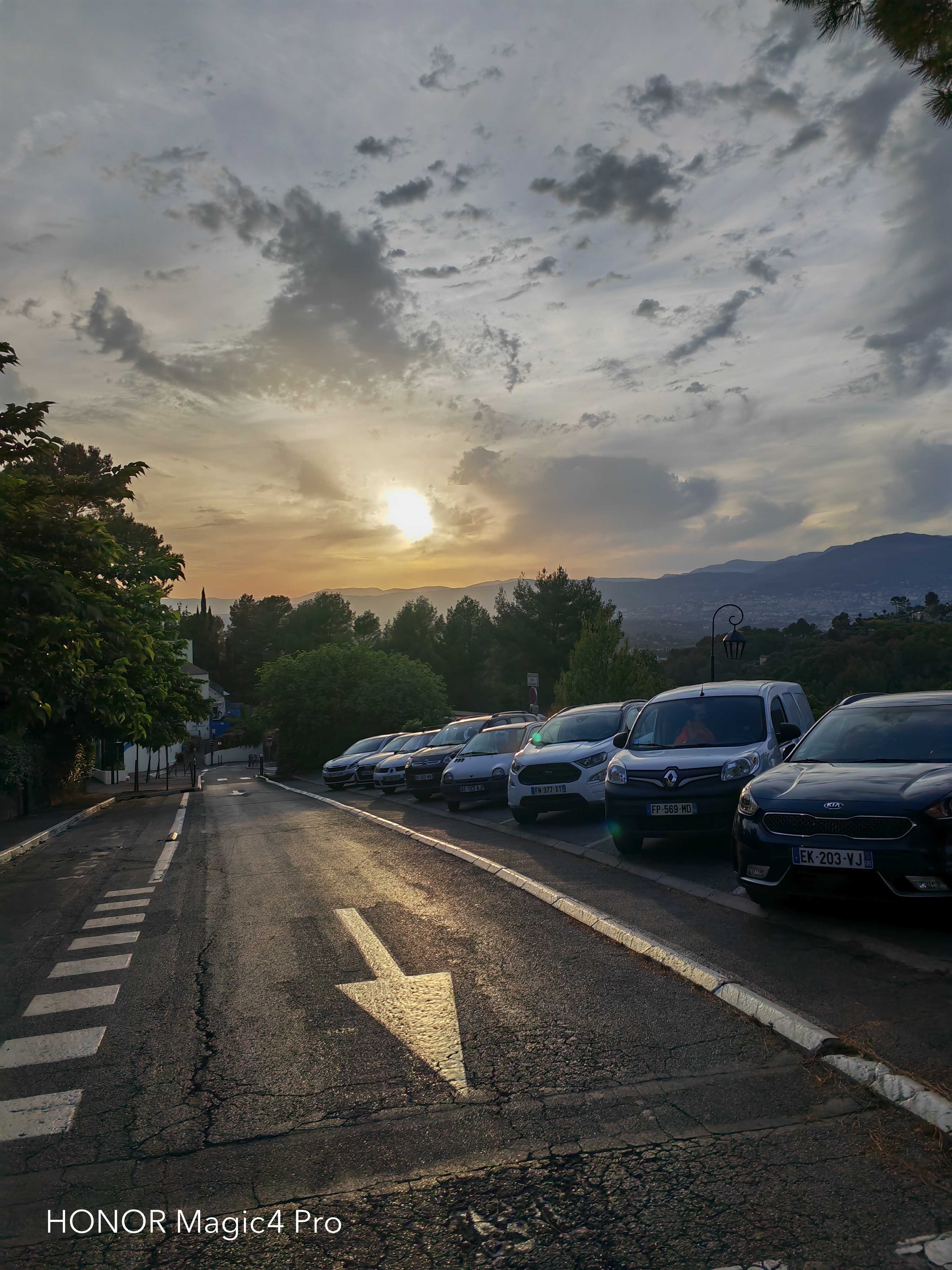 pBonjour-la-communautéppbrppLaventure-avec-le-Magic-4-Pro-est-fini-il