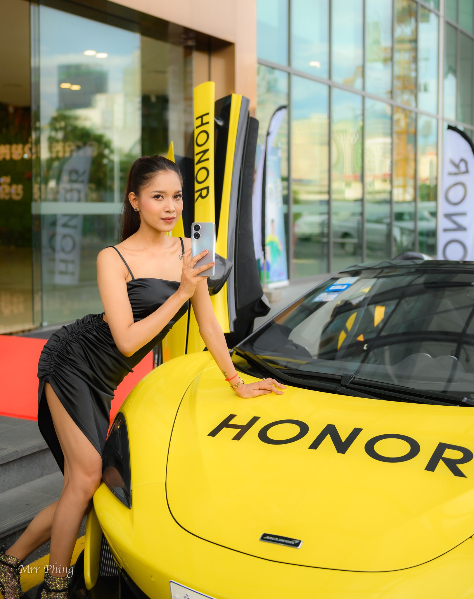 pBonjourppbrppAu-Cambodge-Honor-a-fait-les-choses-en-grand-pour-la