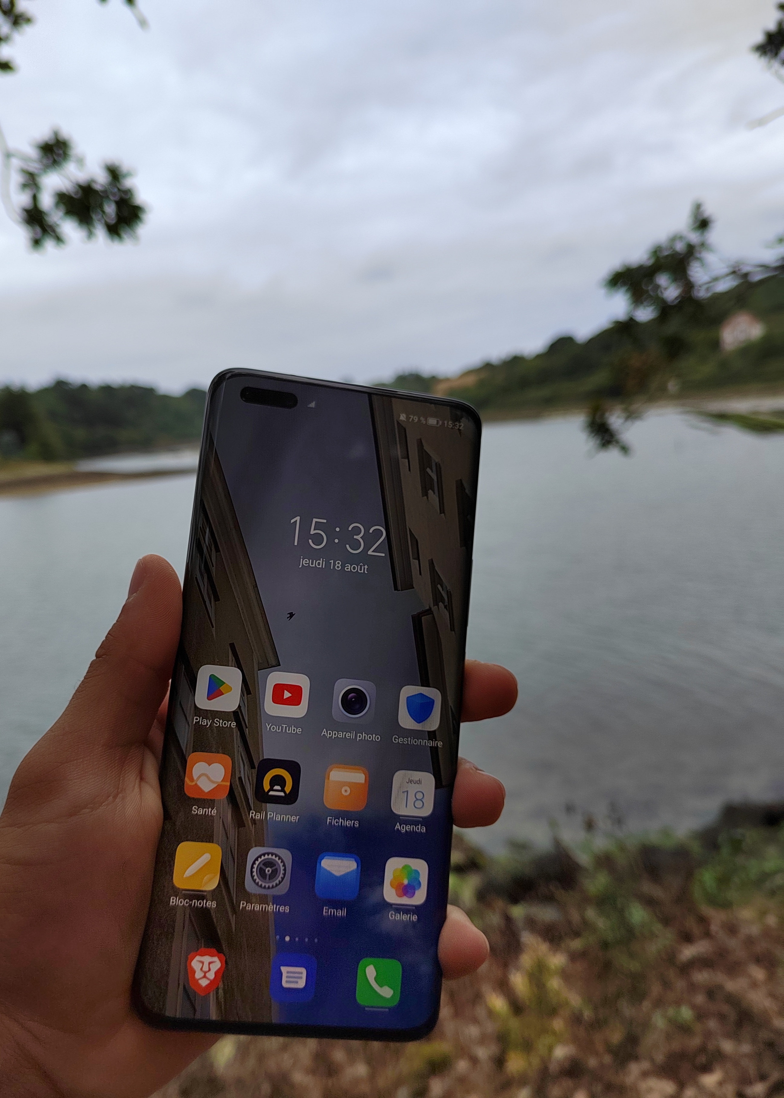 pspan-styleletter-spacing-009pxstrongBonjourànbsptousnbspchers