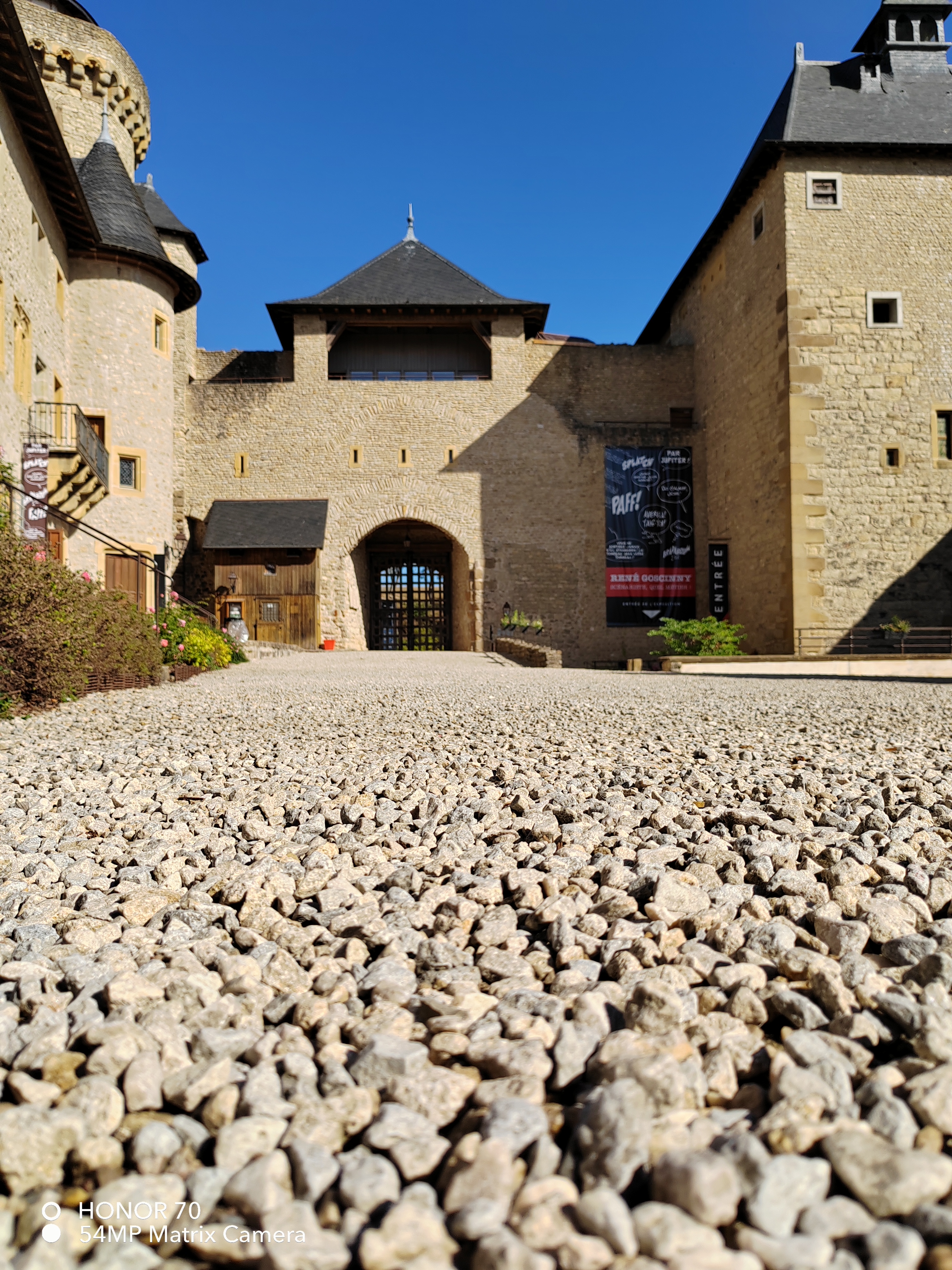 pspan-stylefont-size18pxHello-astrong-tous-les-fans