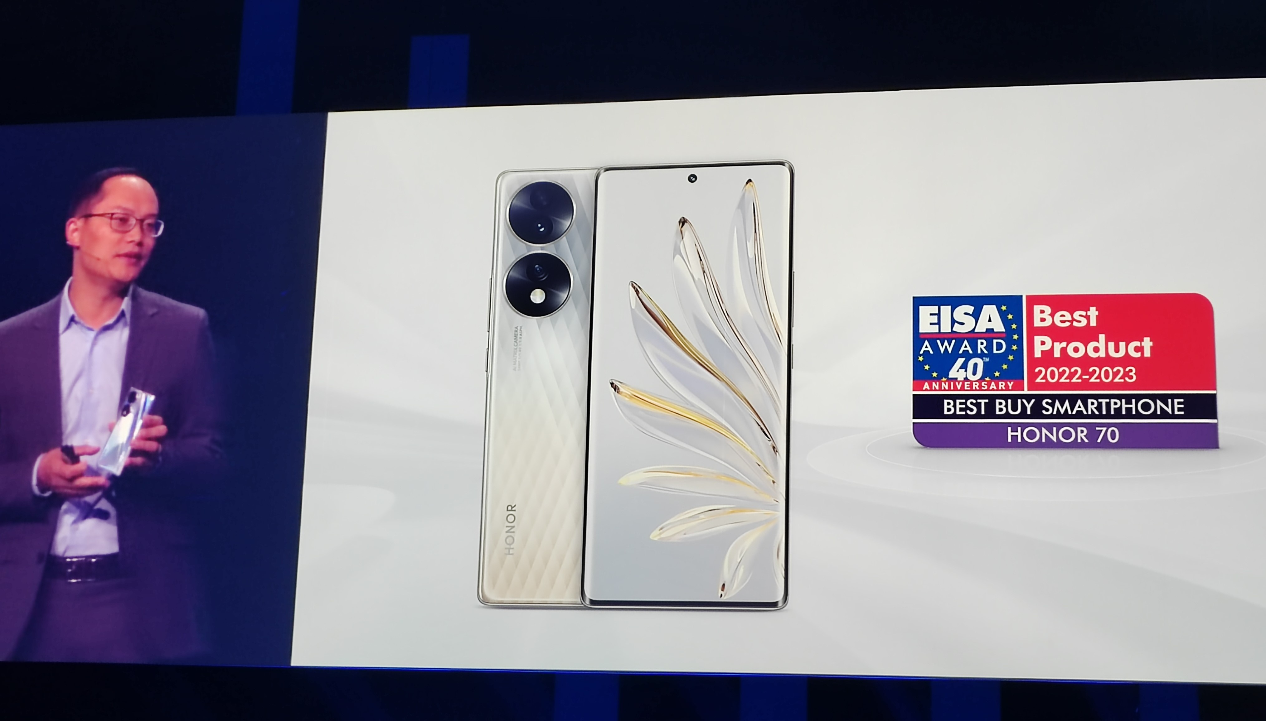 pHello-la-communautéppComme-annoncé-dans-mon-article-sur-la-stronga