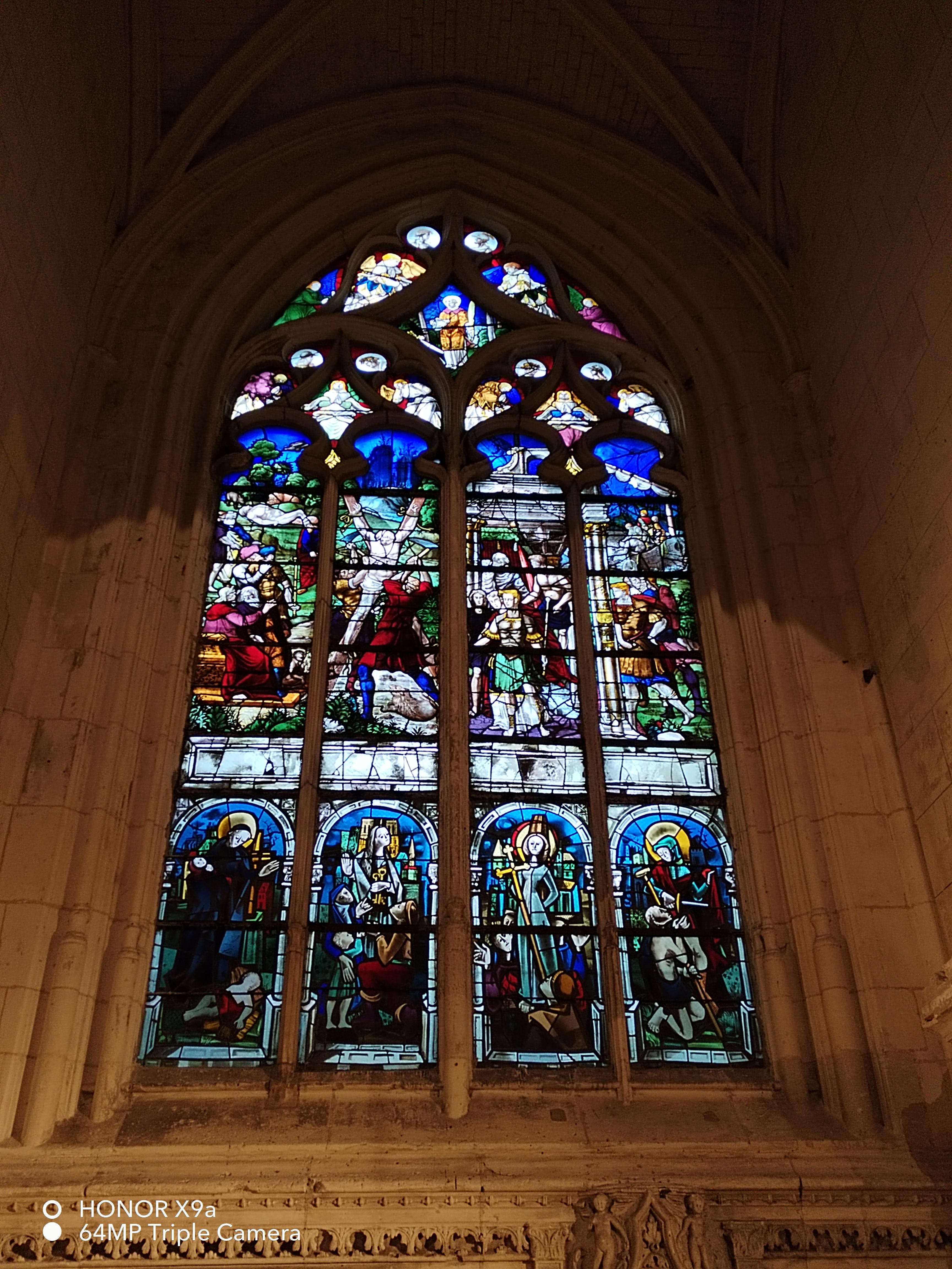 pBonjourppbrppUne-petite-halte-en-ville-tôt-ce-matin-pour-vous-offrir