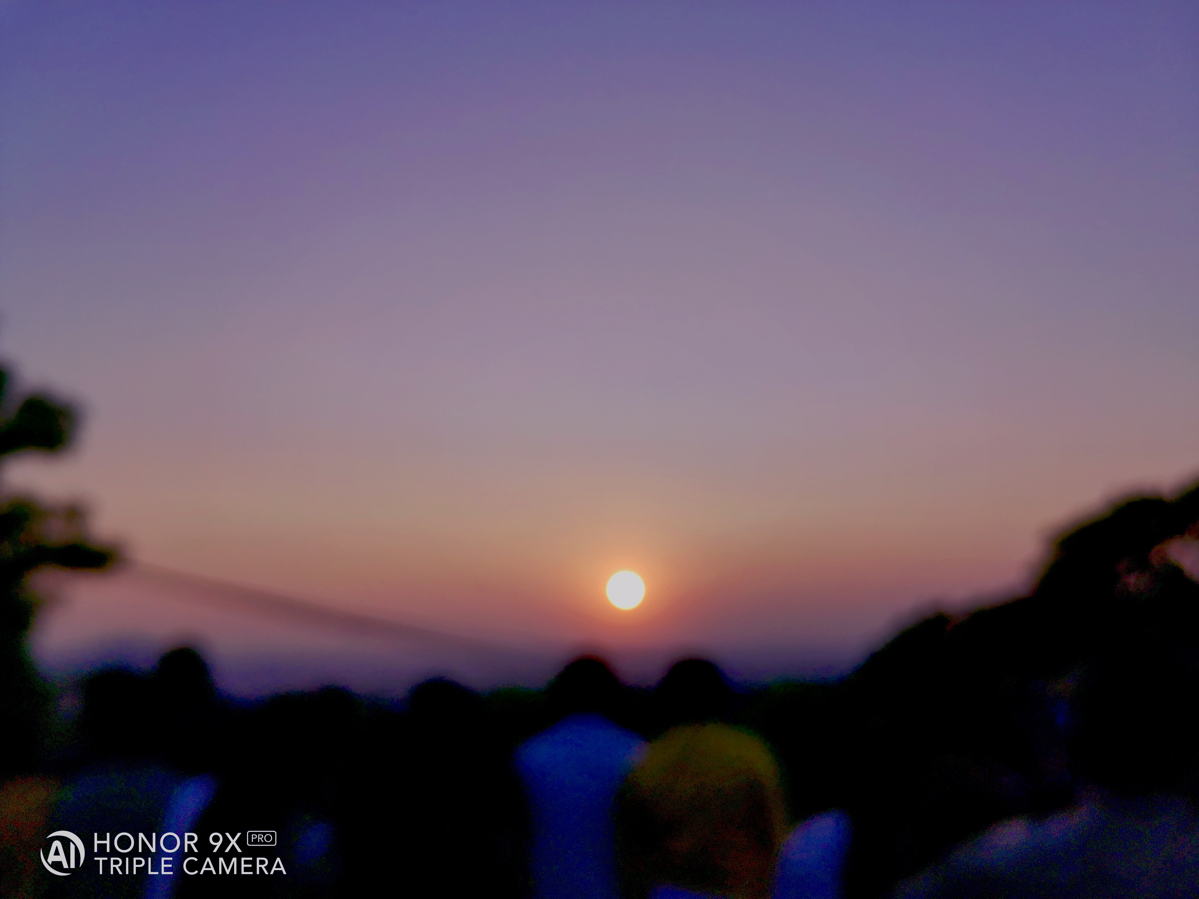 HONOR-9X-Pro-Capturez-la-nuit-avec-le-mode-AIS-Super-Mode-Nuit