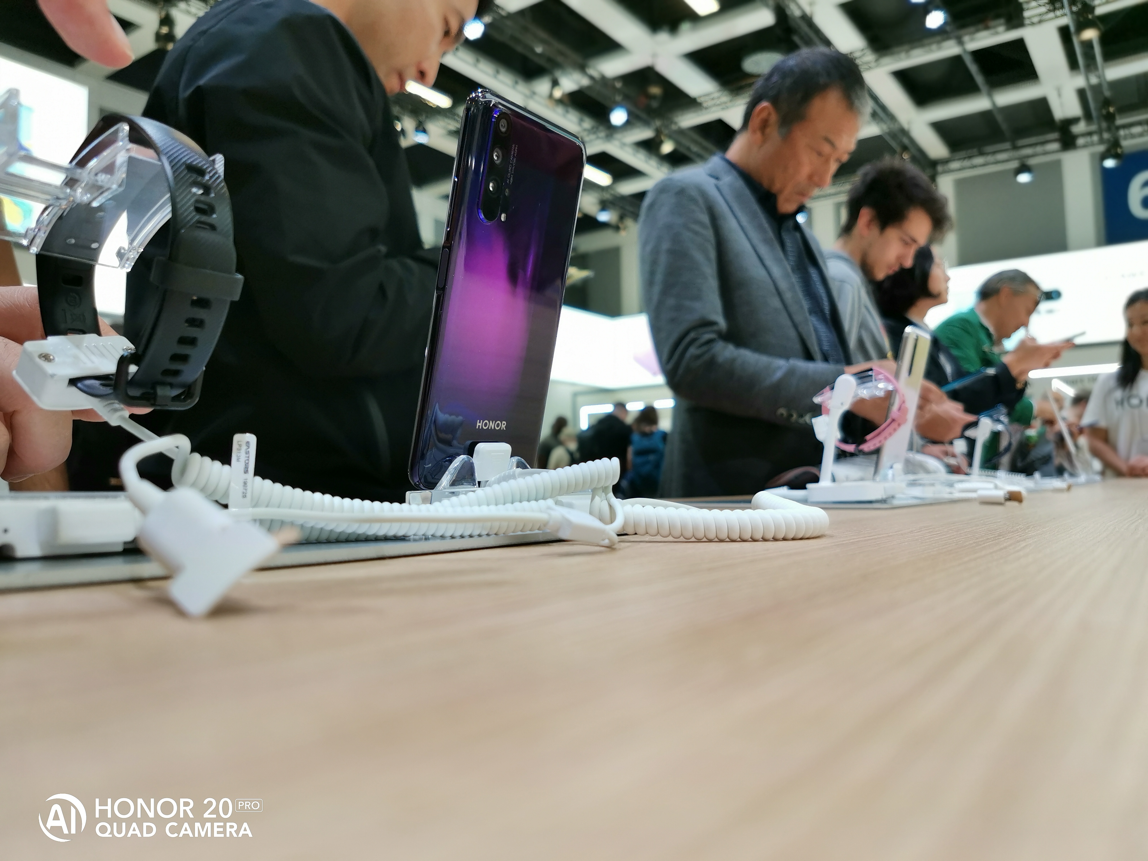 Actu-HONOR-dévoile-à-lIFA-un-nouvel-APP-pour-les-malvoyants-et-une