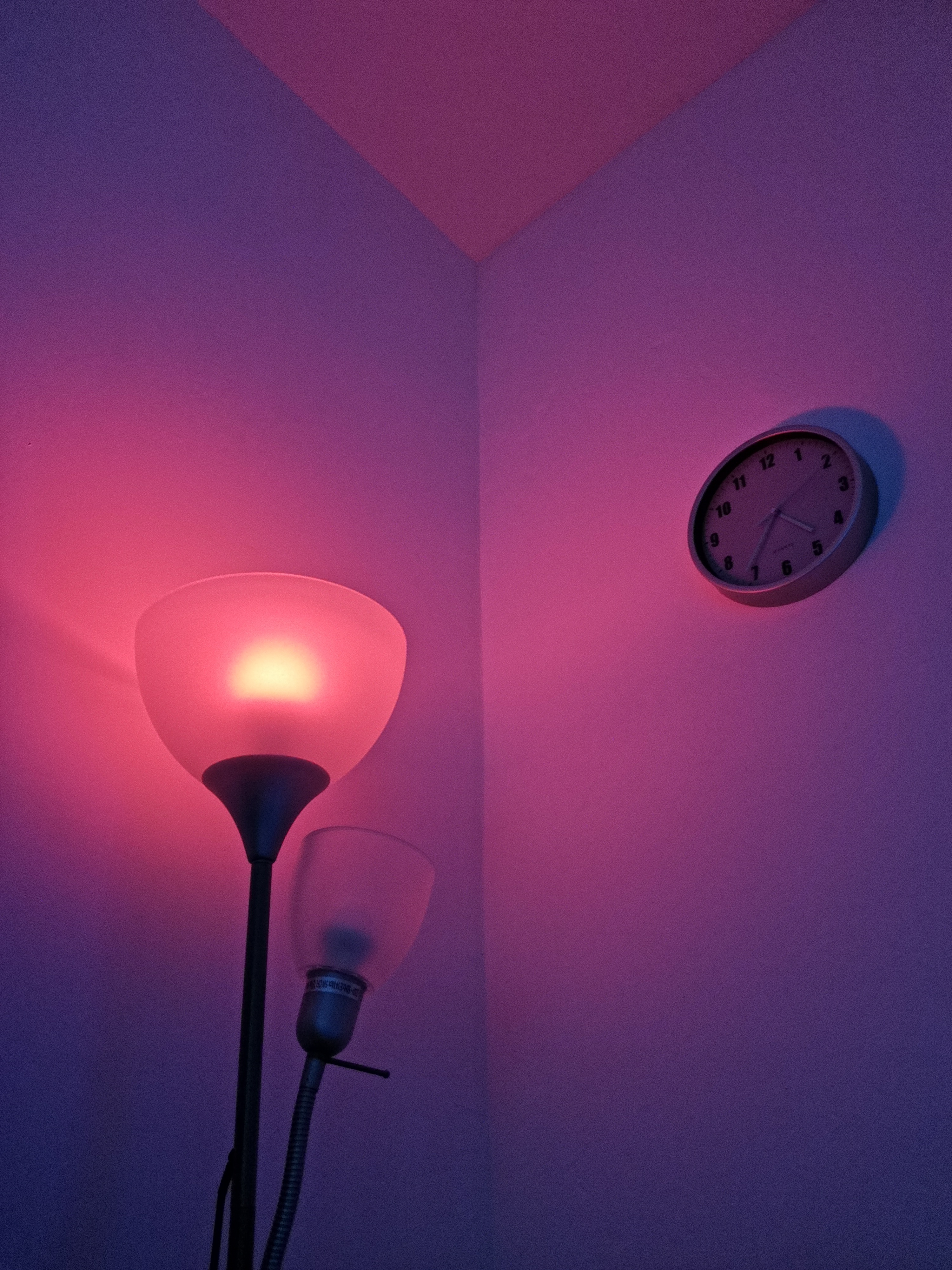 pBonjour-à-tous-un-nouveau-smartphone-a-fait-son-retour-dans-sa-boîte