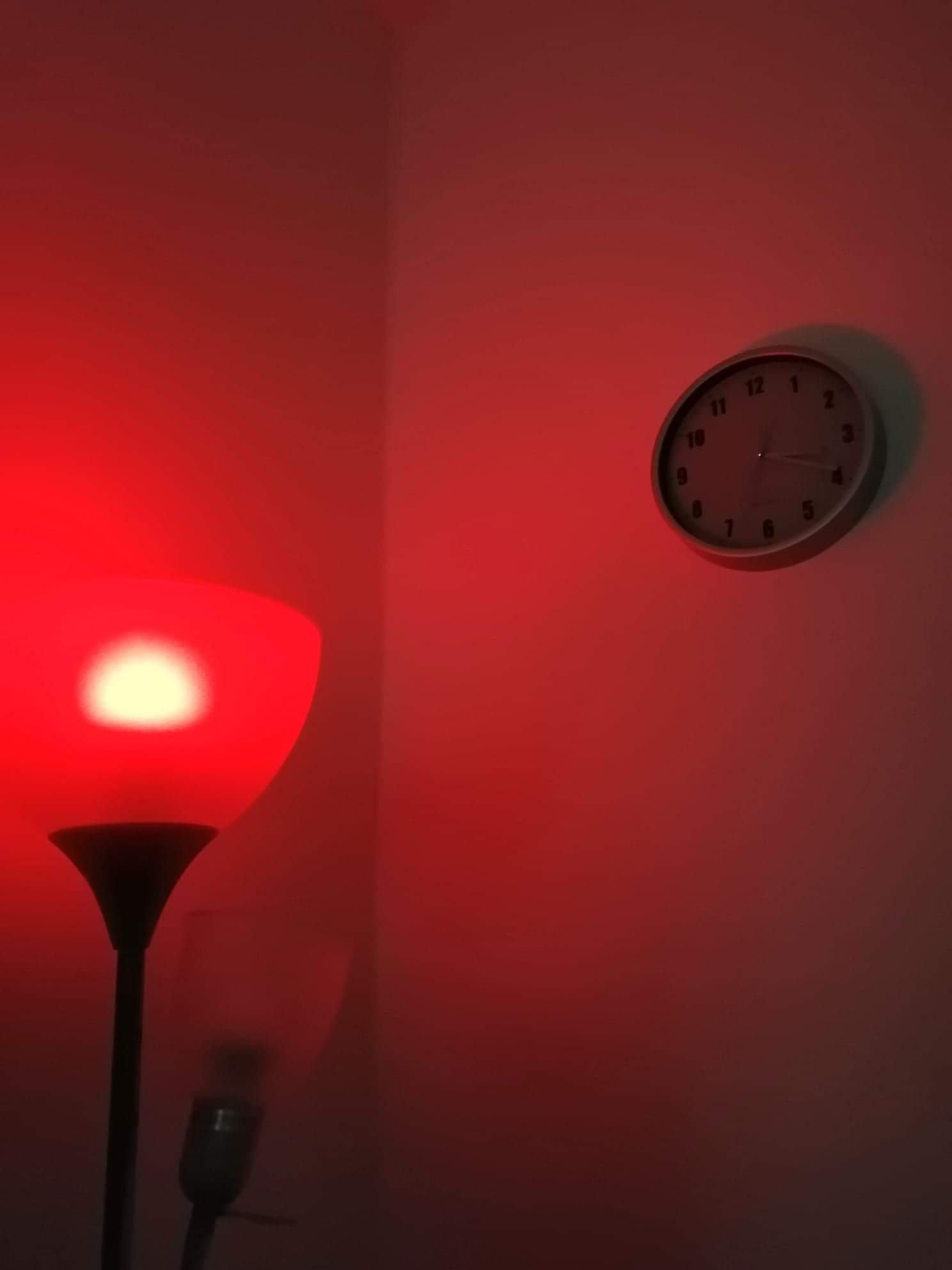 pBonjour-à-tous-un-nouveau-smartphone-a-fait-son-retour-dans-sa-boîte