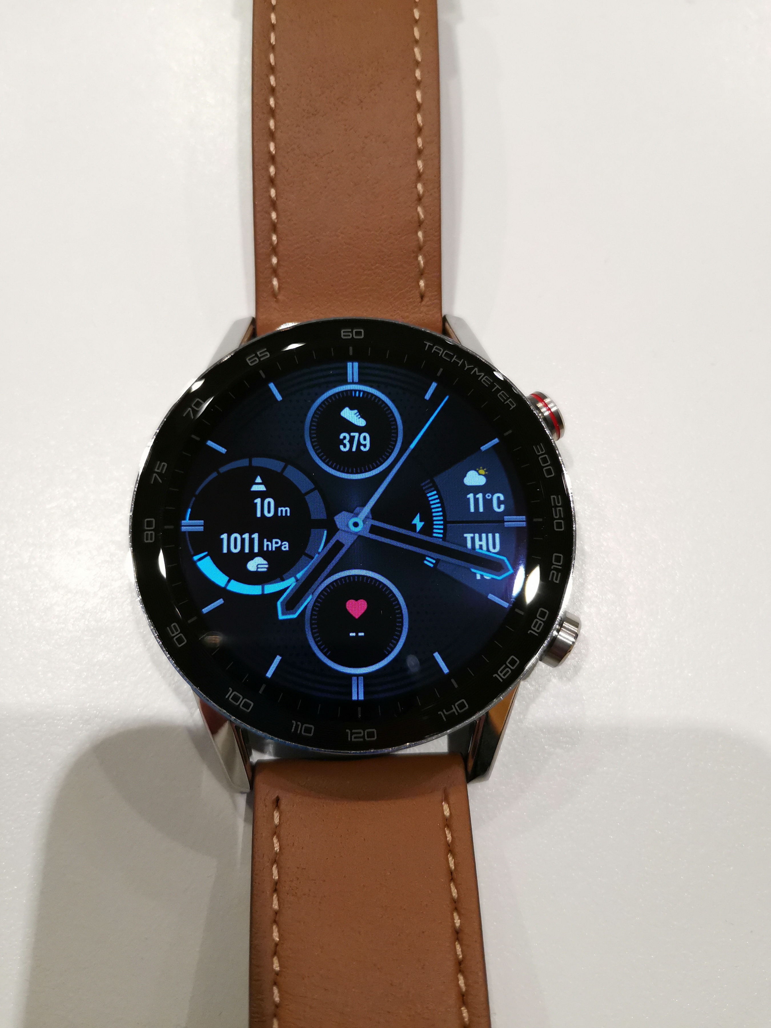 HONOR-Magic-Watch-2-Unboxing-et-première-prise-en-main-