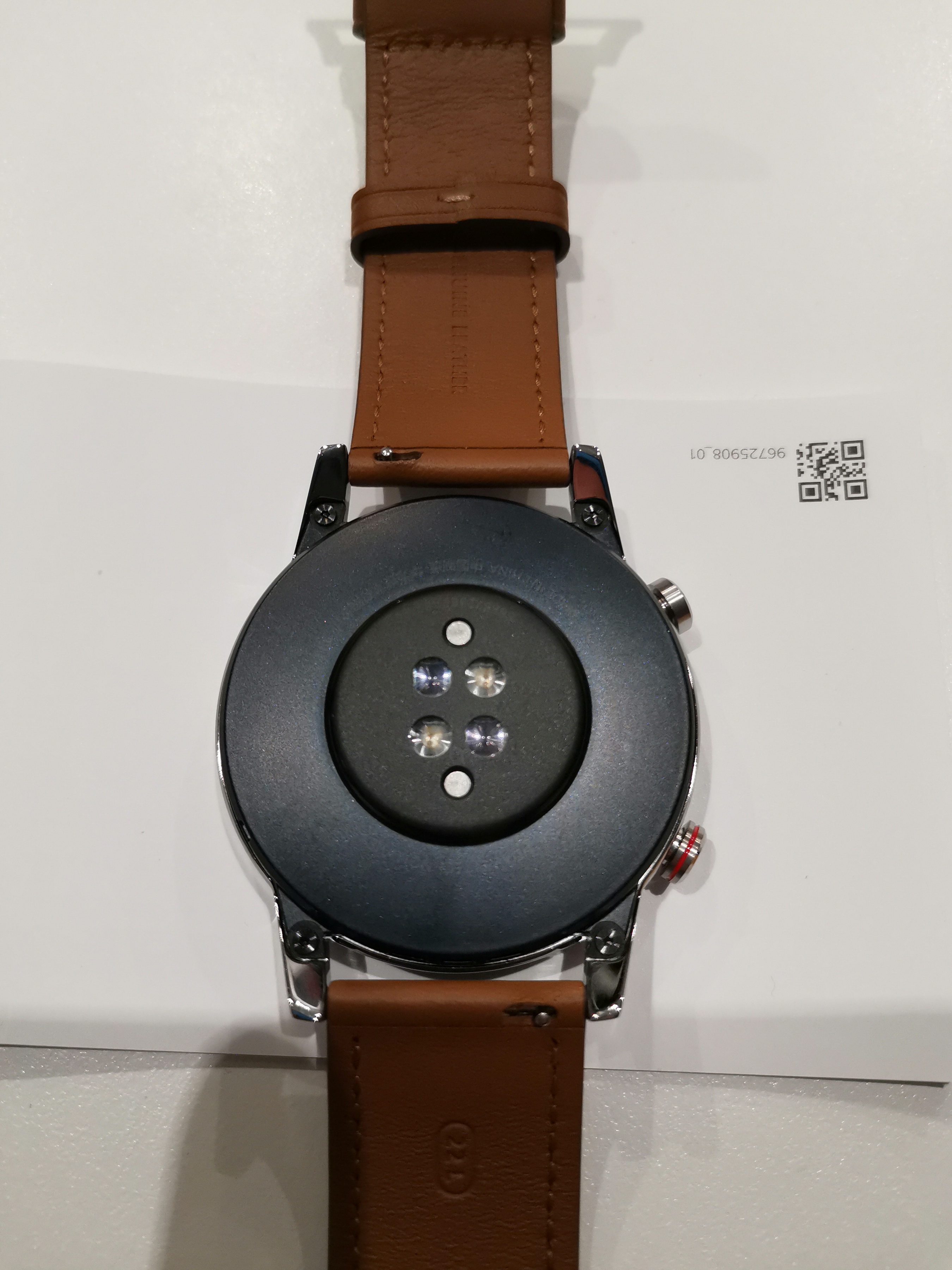 HONOR-Magic-Watch-2-Unboxing-et-première-prise-en-main-