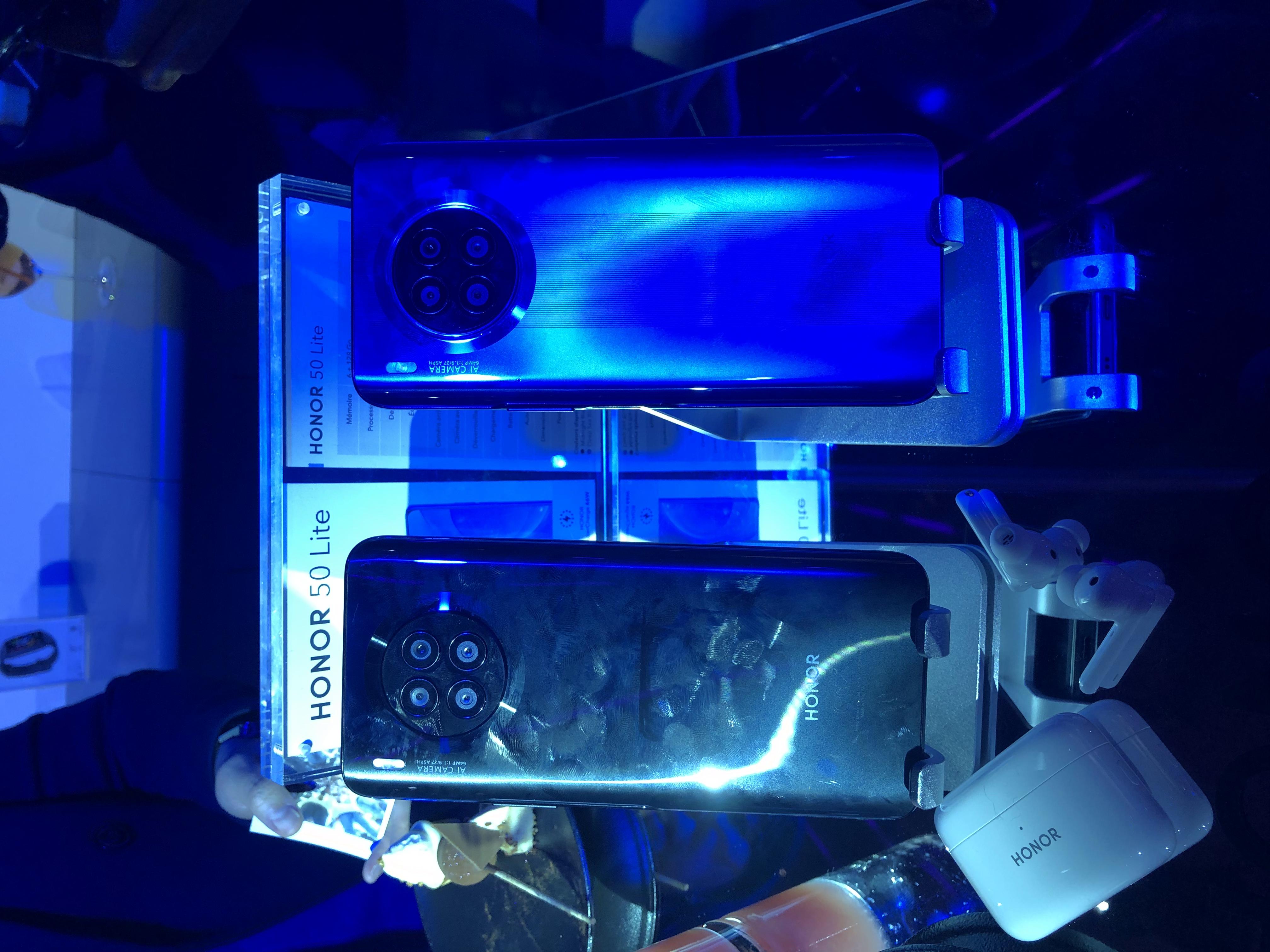 pspan-stylefont-size18pxspanBonsoir-à-tous-les-fans-dHONOR