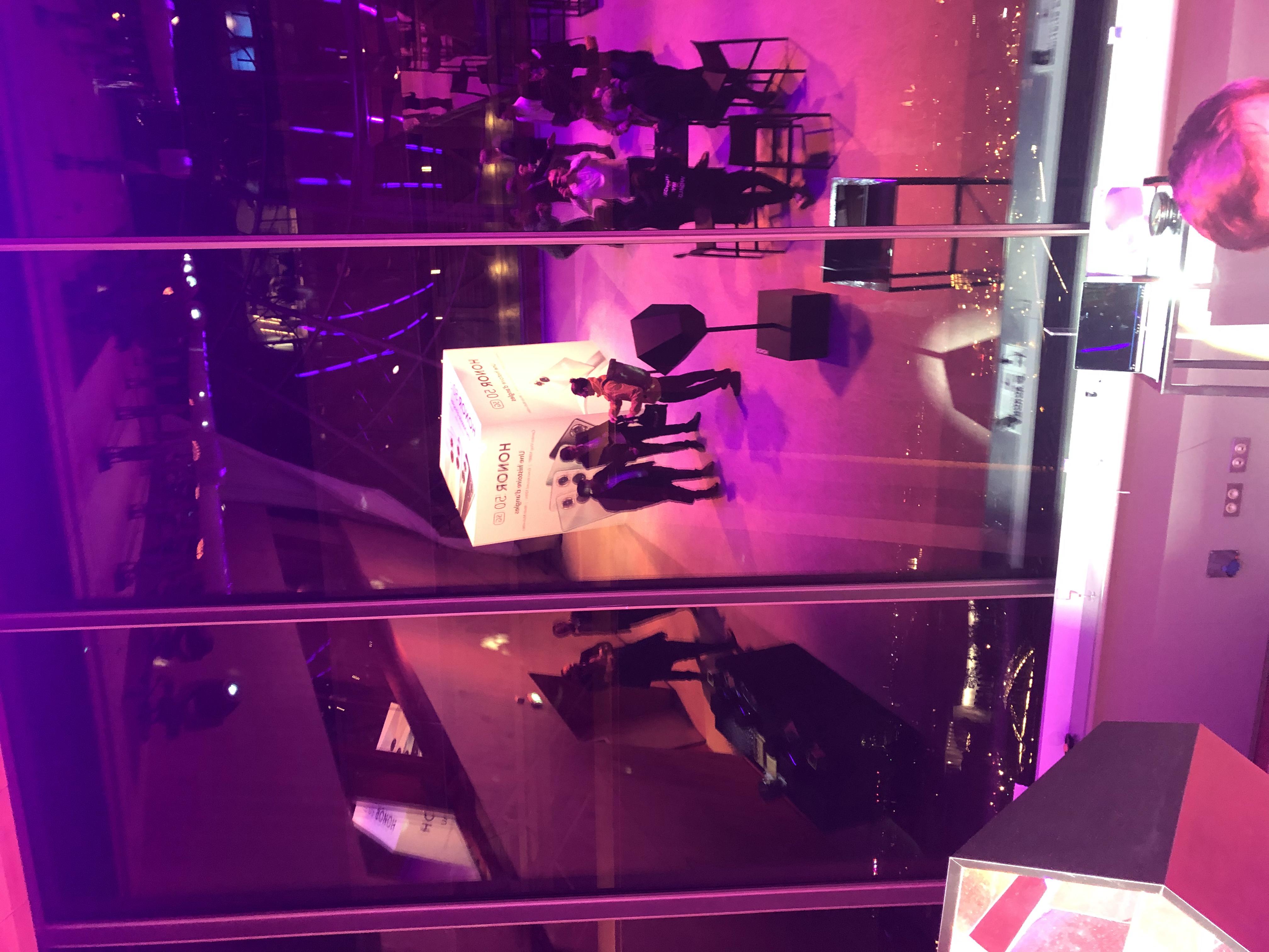 pspan-stylefont-size18pxspanBonsoir-à-tous-les-fans-dHONOR