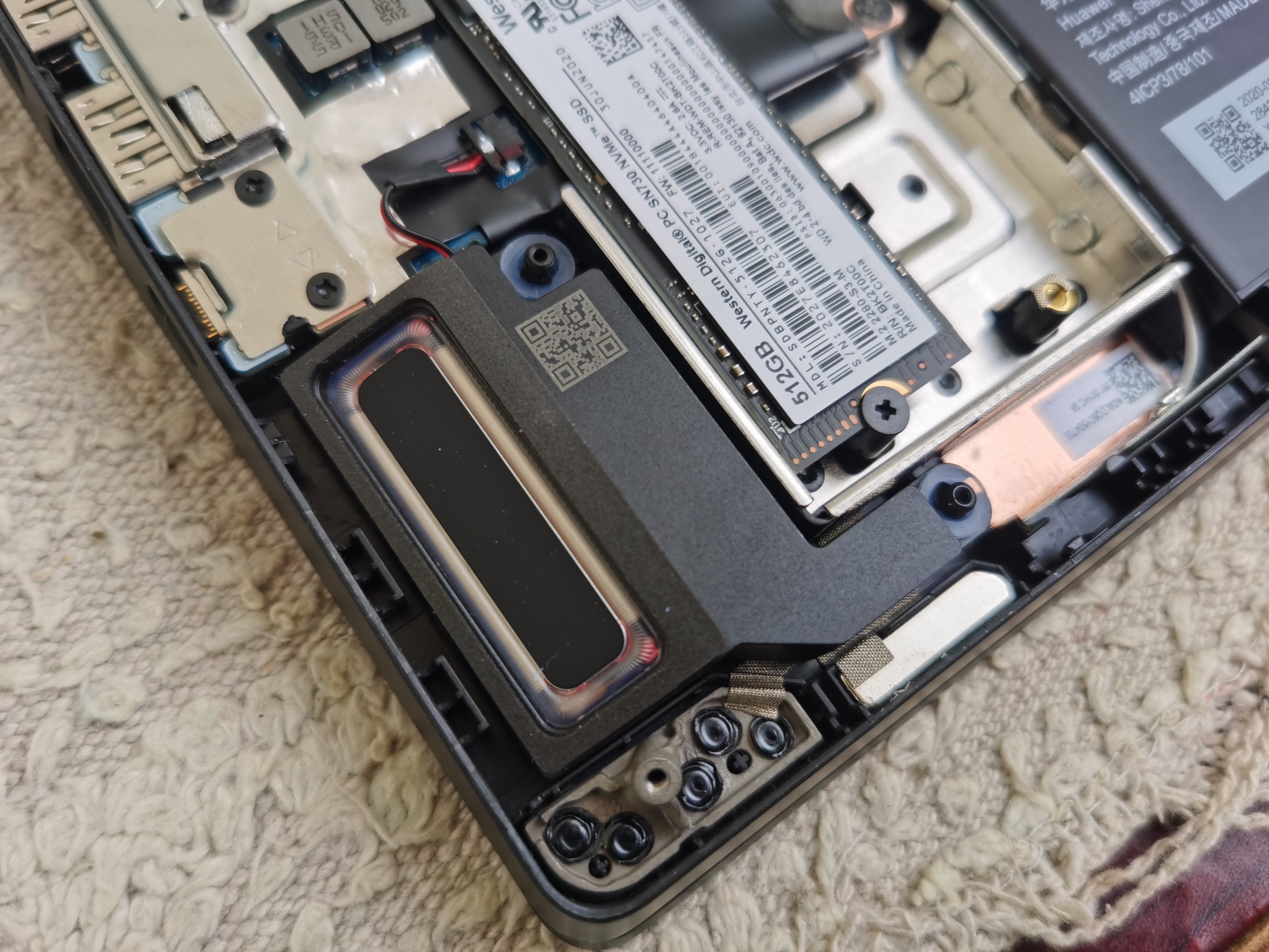 pBonjourppbrppLe-HONOR-V700-est-lun-des-tous-meilleurs-ordinateur