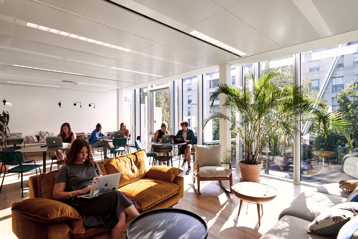 pChers-fansppbrppSi-vous-nous-suivez-sur-les-réseaux-sociaux-vous-avez