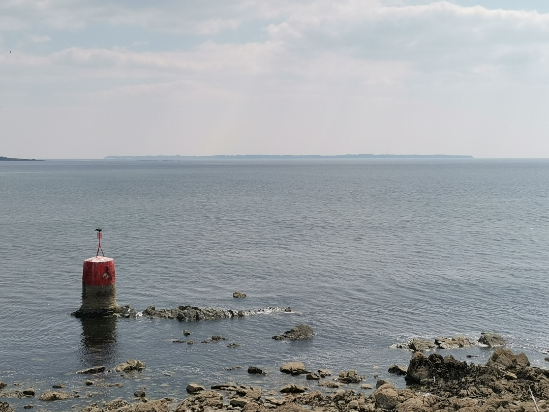Qui voit Groix, voit sa joie HONOR CLUB (FR) Qui voit Groix, voit sa joie HONOR CLUB (FR)