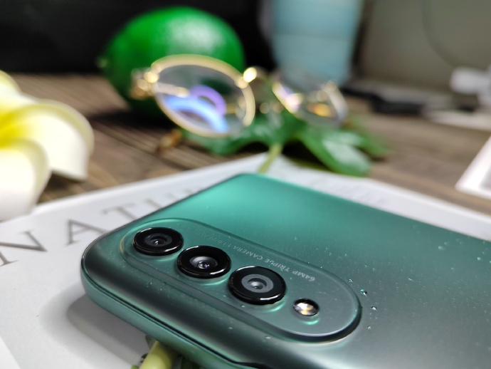 pBonjour-ppbrppHonor-va-nous-proposer-dici-peu-le-Honor-X20-SE