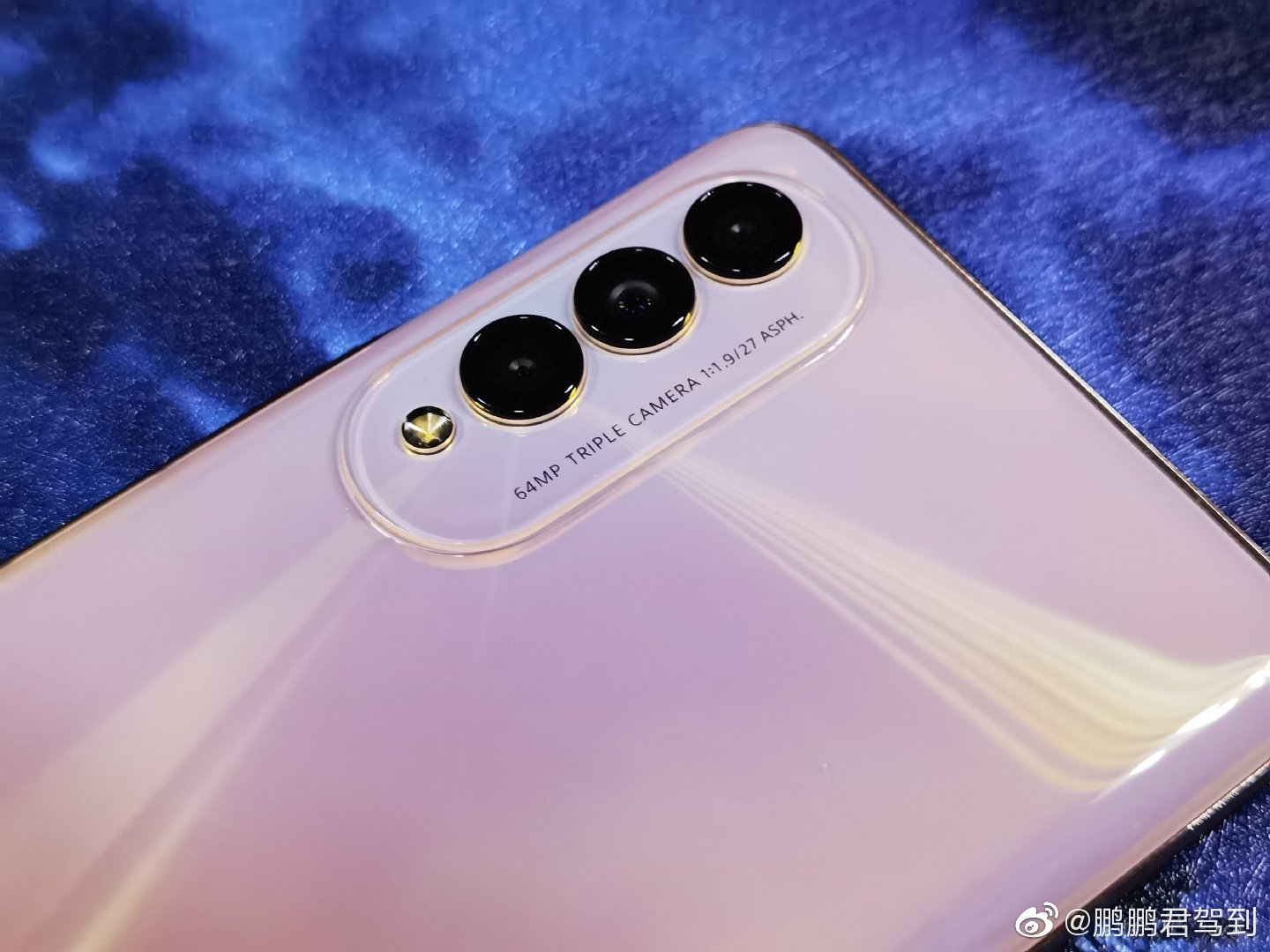 pBonjour-ppbrppHonor-va-nous-proposer-dici-peu-le-Honor-X20-SE