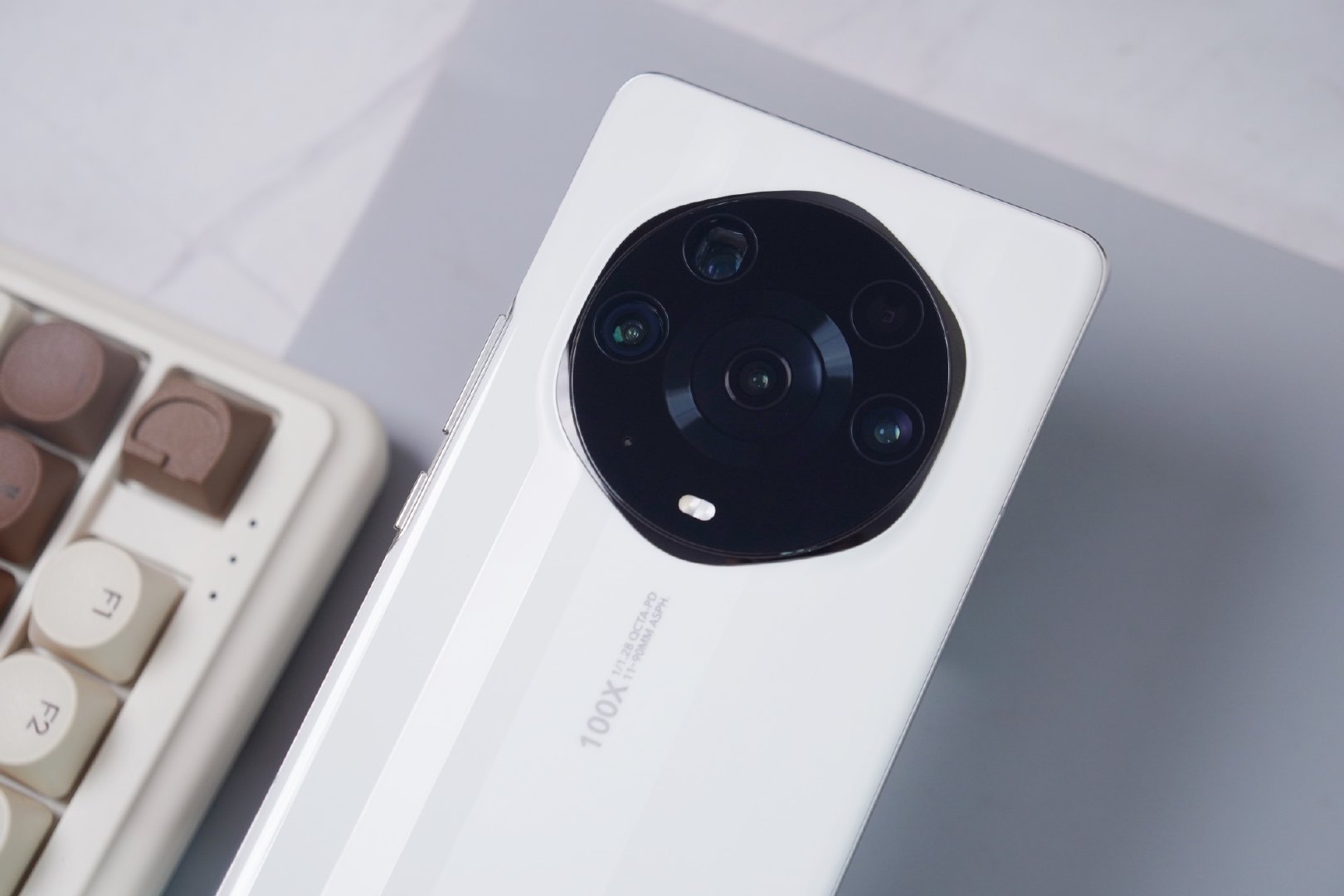 pspan-stylefont-size18pxspanBonjour-à-tous-les-fans-spanspanppspan