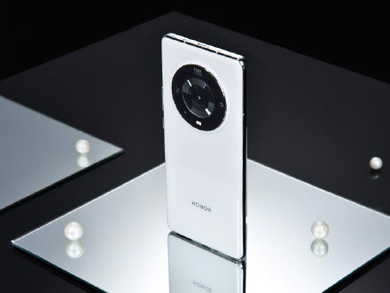 pspan-stylefont-size18pxspanBonjour-à-tous-les-fans-spanspanppspan