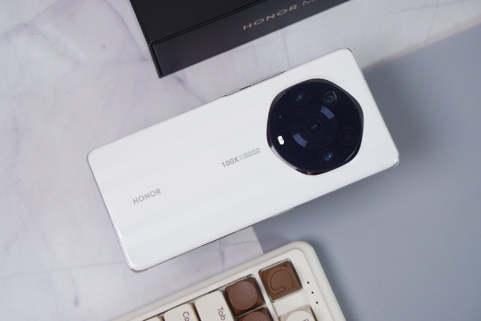 pspan-stylefont-size18pxspanBonjour-à-tous-les-fans-spanspanppspan