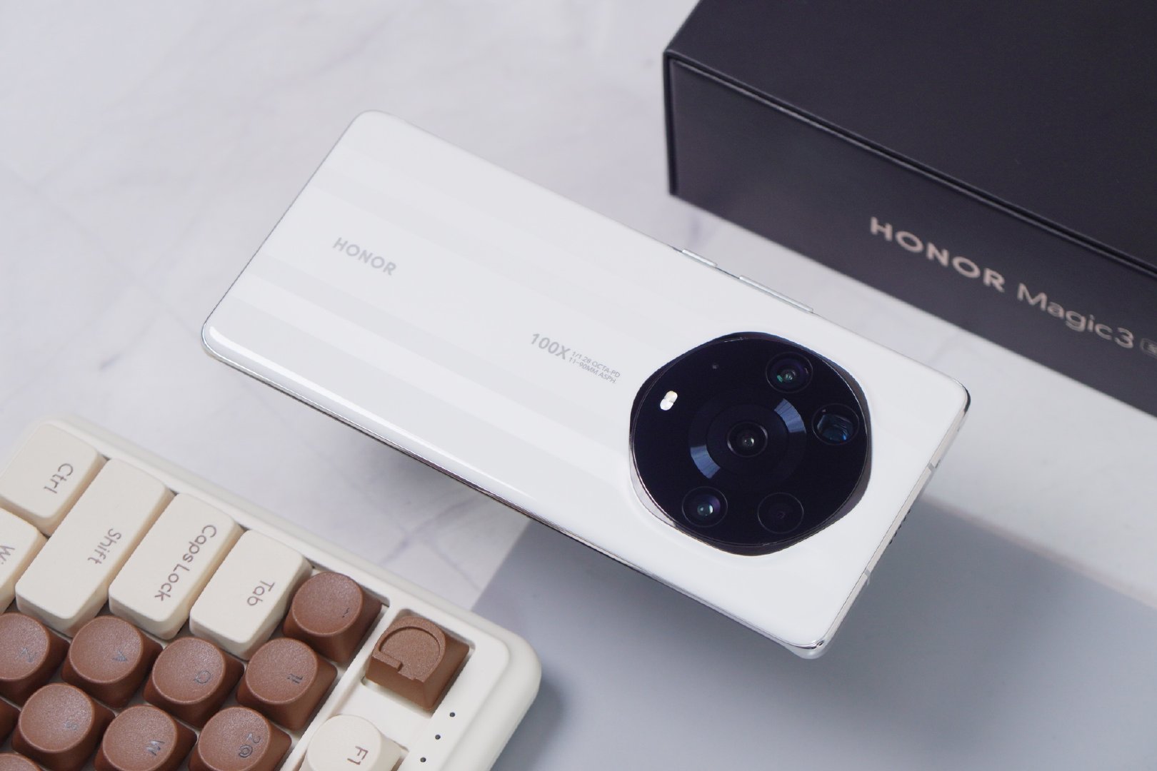 pspan-stylefont-size18pxspanBonjour-à-tous-les-fans-spanspanppspan