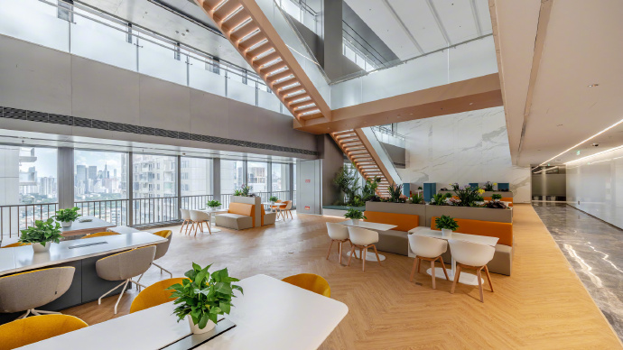 pBonjourppbrppHonor-vient-dinaugurer-ses-nouveaux-bureaux-à-Shenzhen