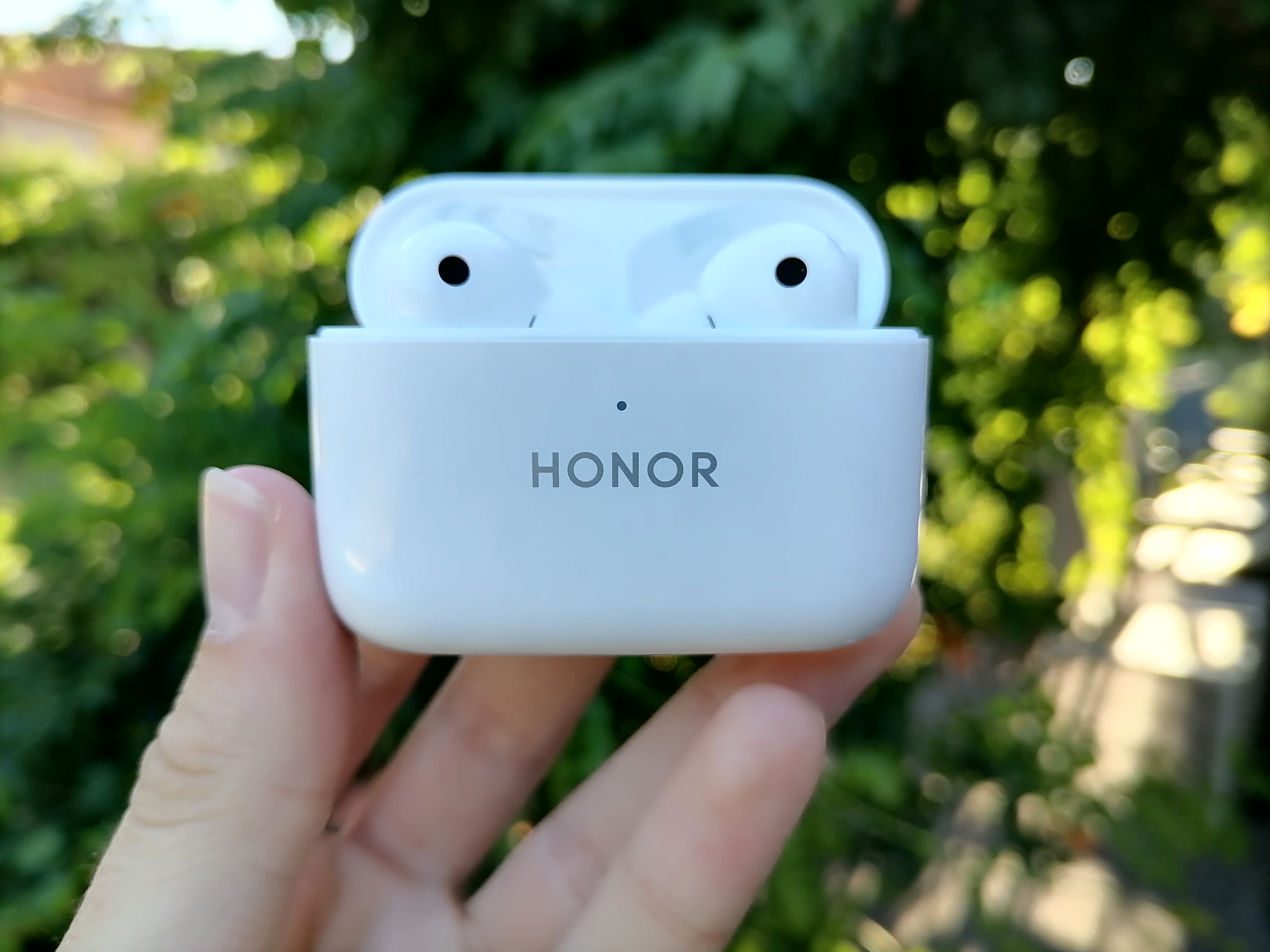 pBonjour-nbspppbrppJe-vous-partage-quelques-photos-des-HONOR-Earbuds-2