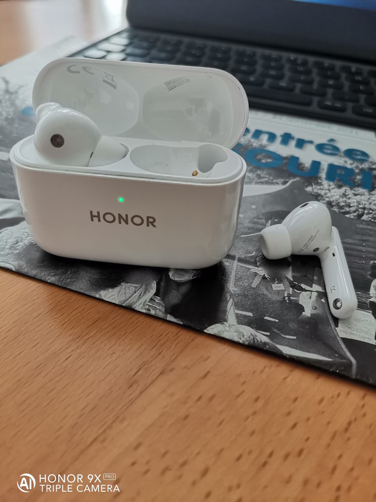 pspan-styleletter-spacing-009pxHello-la-Communauté