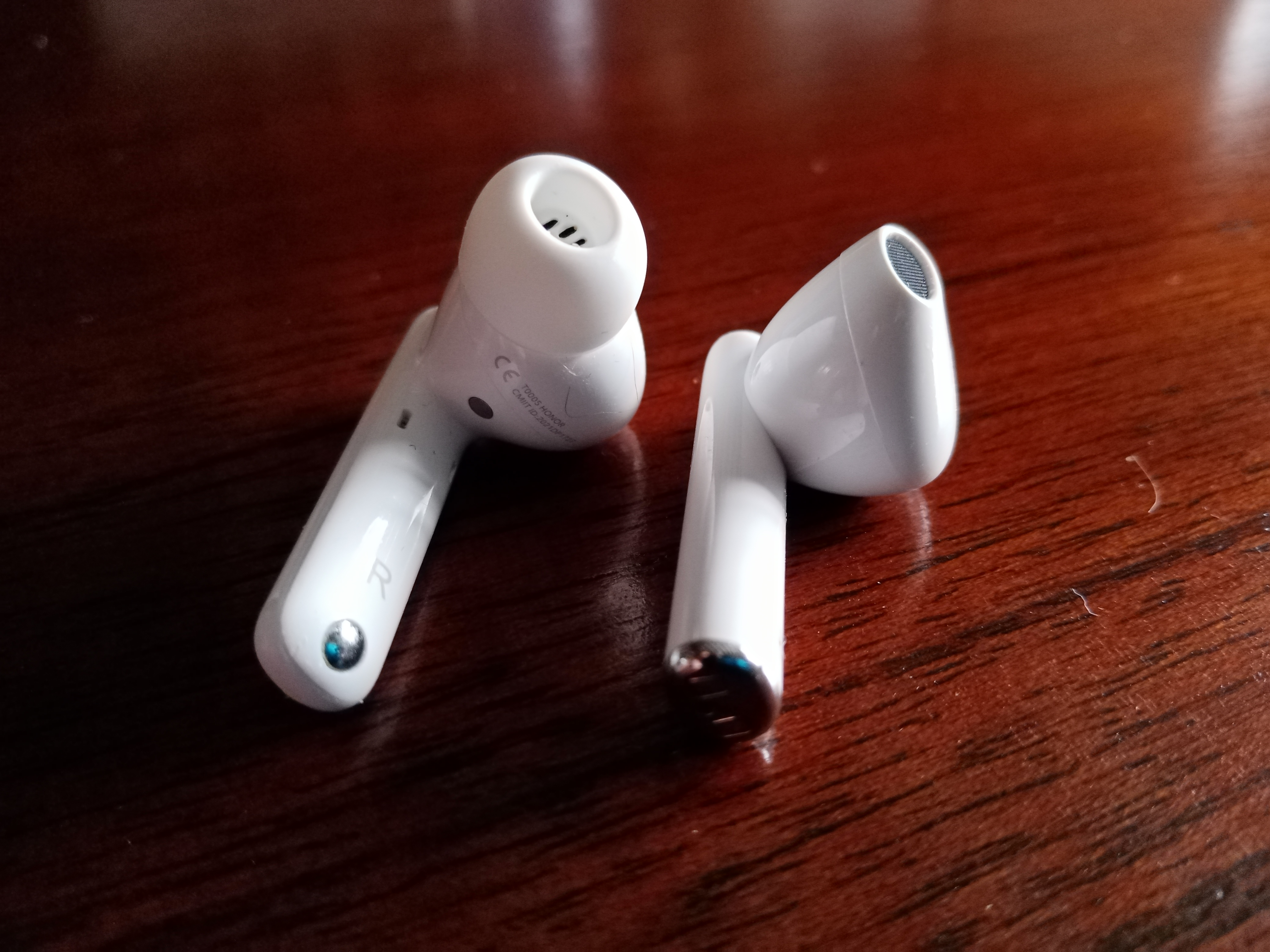 pBonjour-ppbrppJe-vous-propose-un-petit-comparatif-entre-les-Honor-2