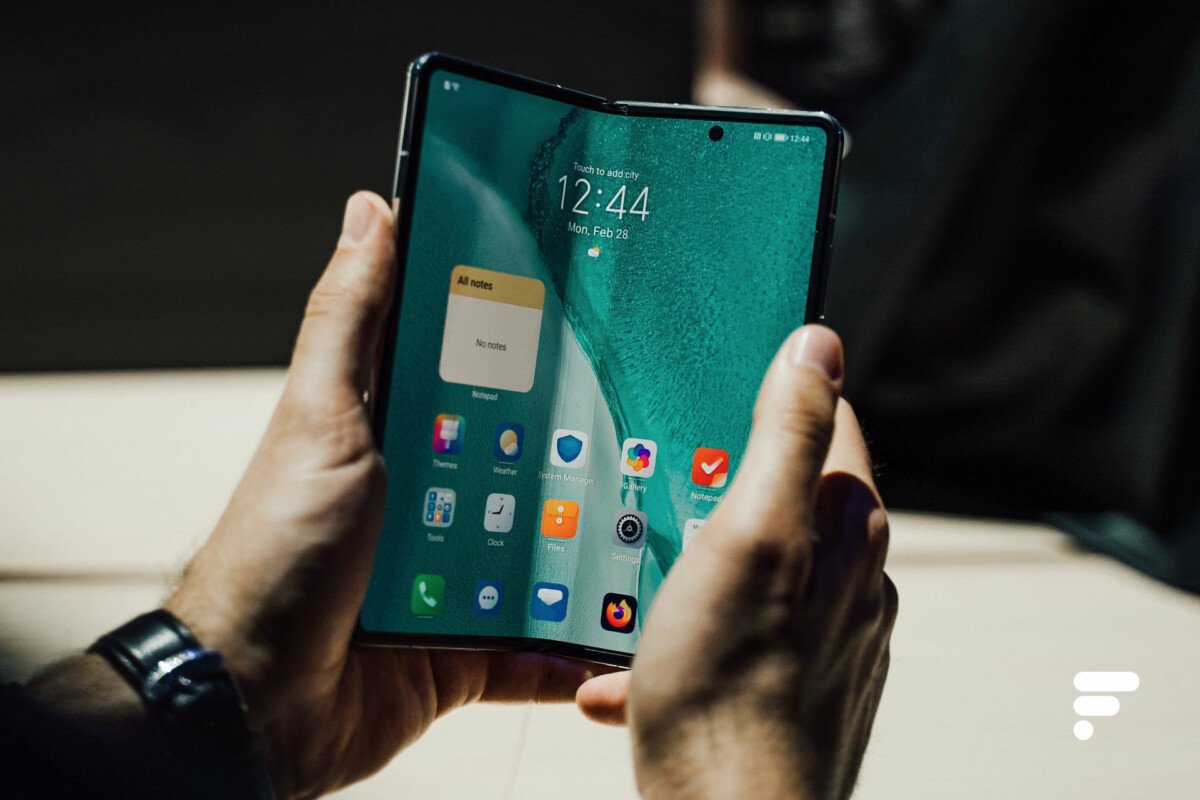 pLes-MWC-2022-à-barcelone-ont-vu-HONOR-présenté-lundi-dernier-les