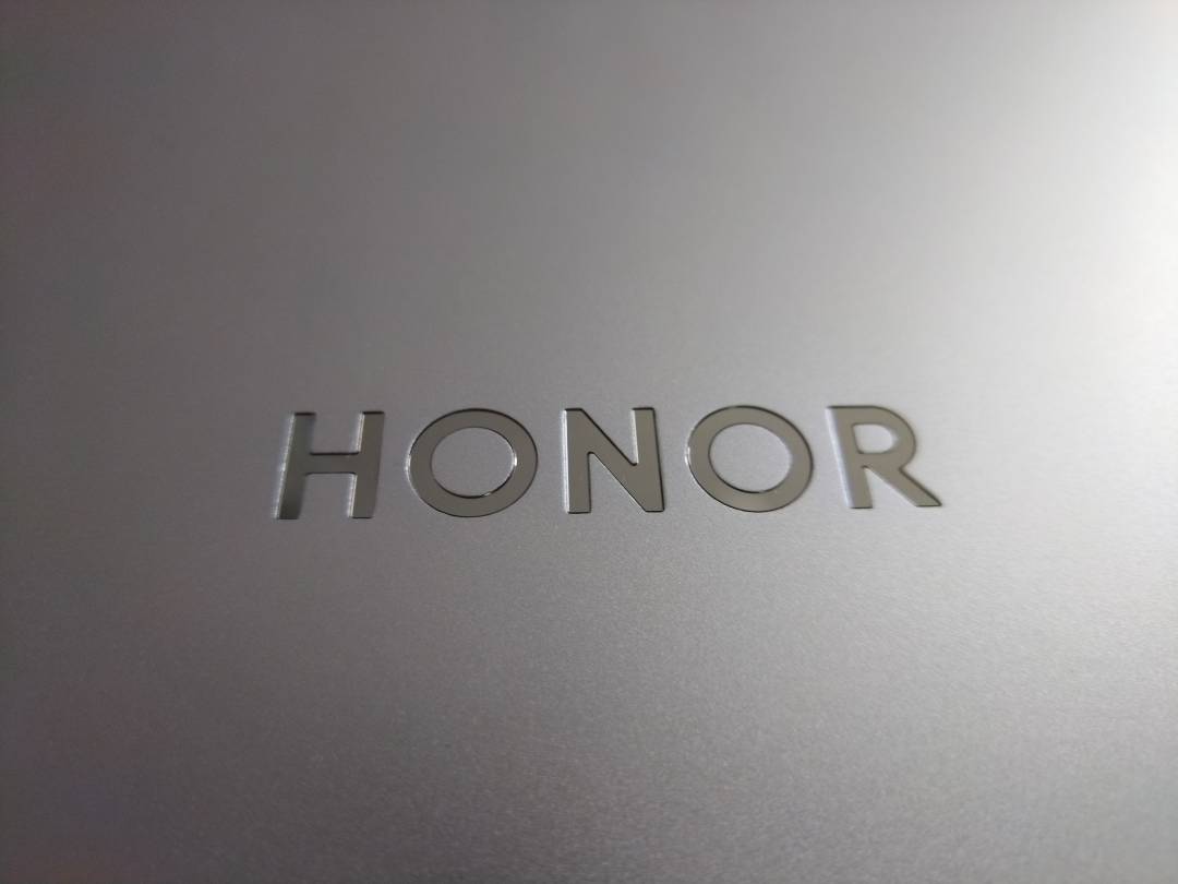 pspan-stylefont-size18pxBonjour-à-tous-les-fans-dstrongHONORstrong