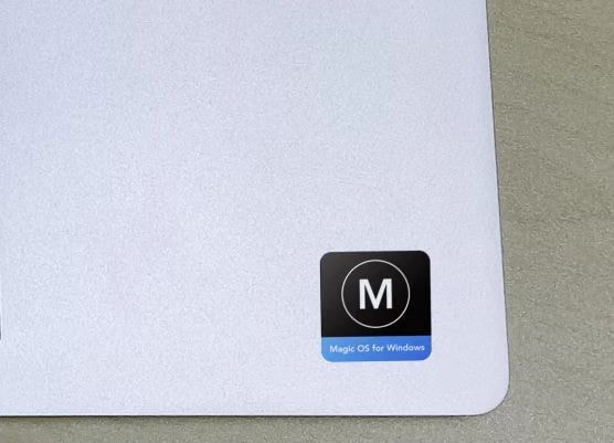 pspan-stylefont-size18pxBonjour-à-tous-les-fansbrbrstrongHONORstrong