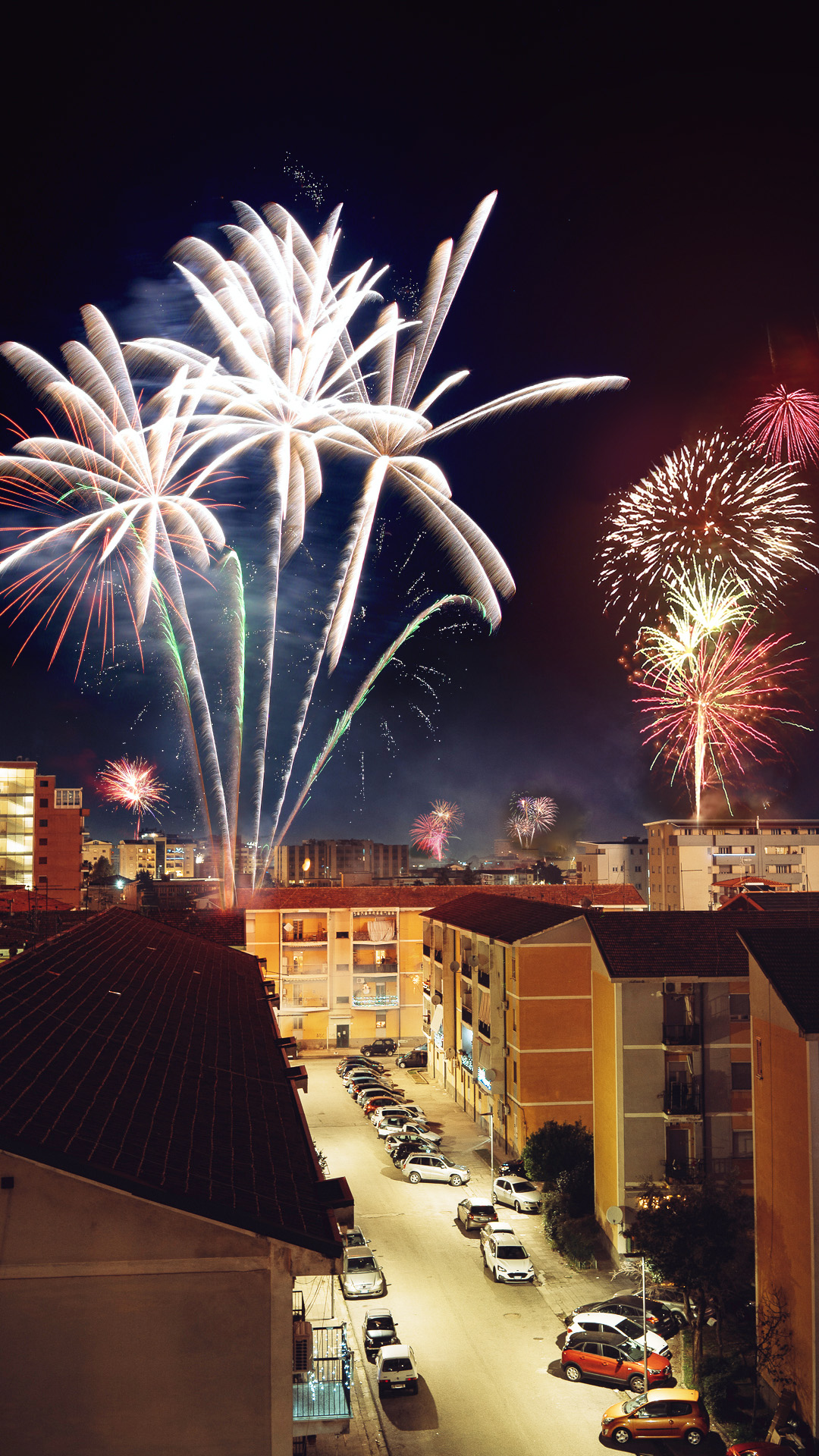 pCiao-a-tutti-Honor-fansbrbrCapodanno-si-avvicina-presto-i-fuochi